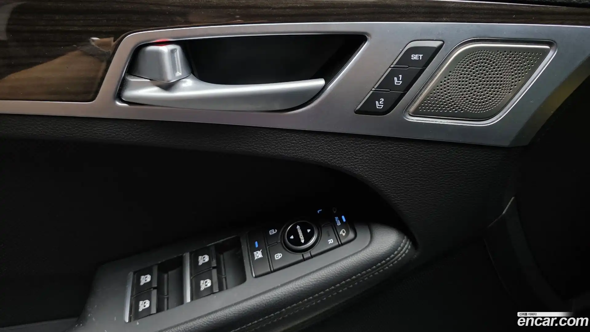 G80 Genesis 2016.8-OPTION-024