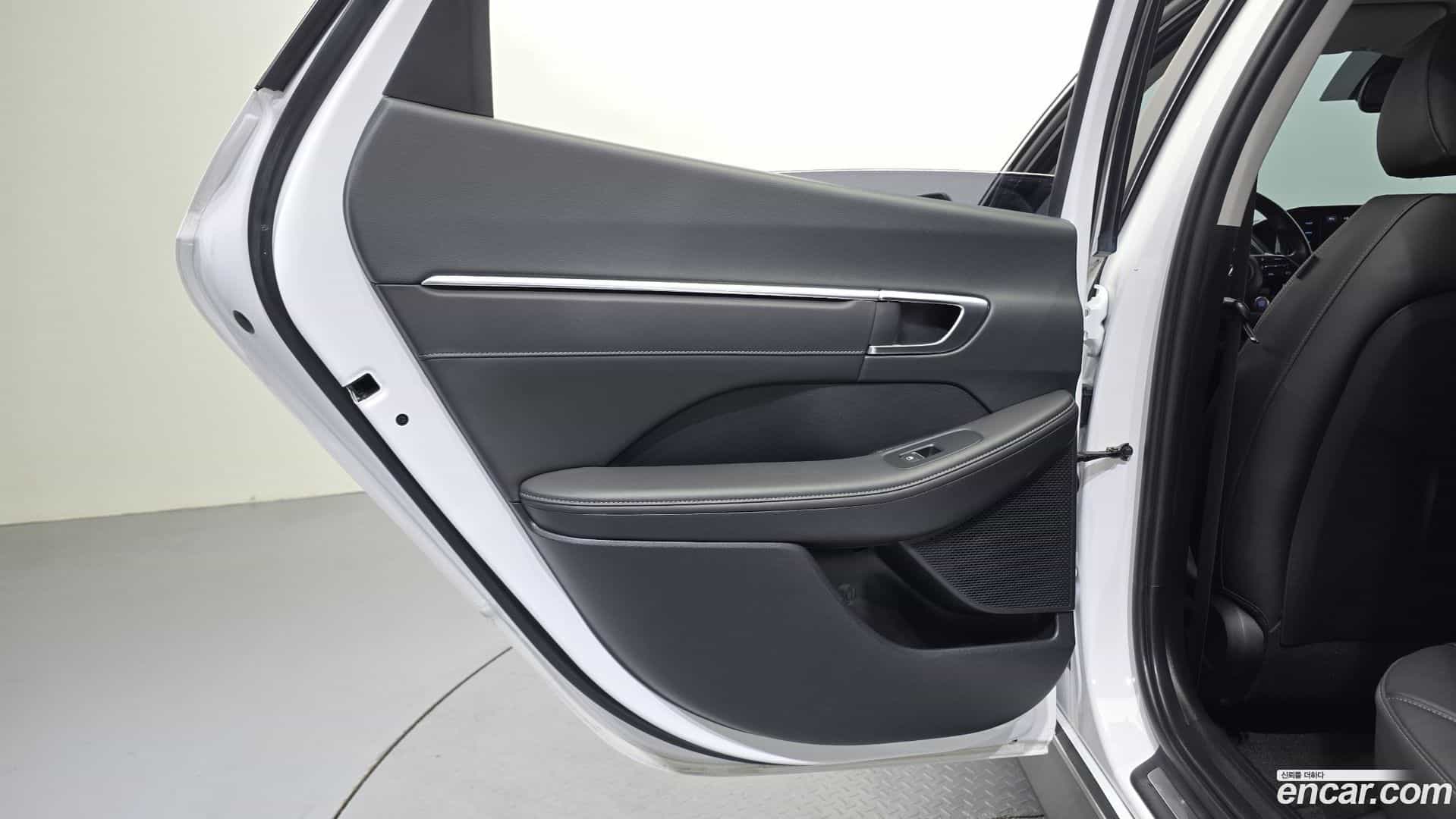 Sonata Hyundai 2022.10-INNER-035