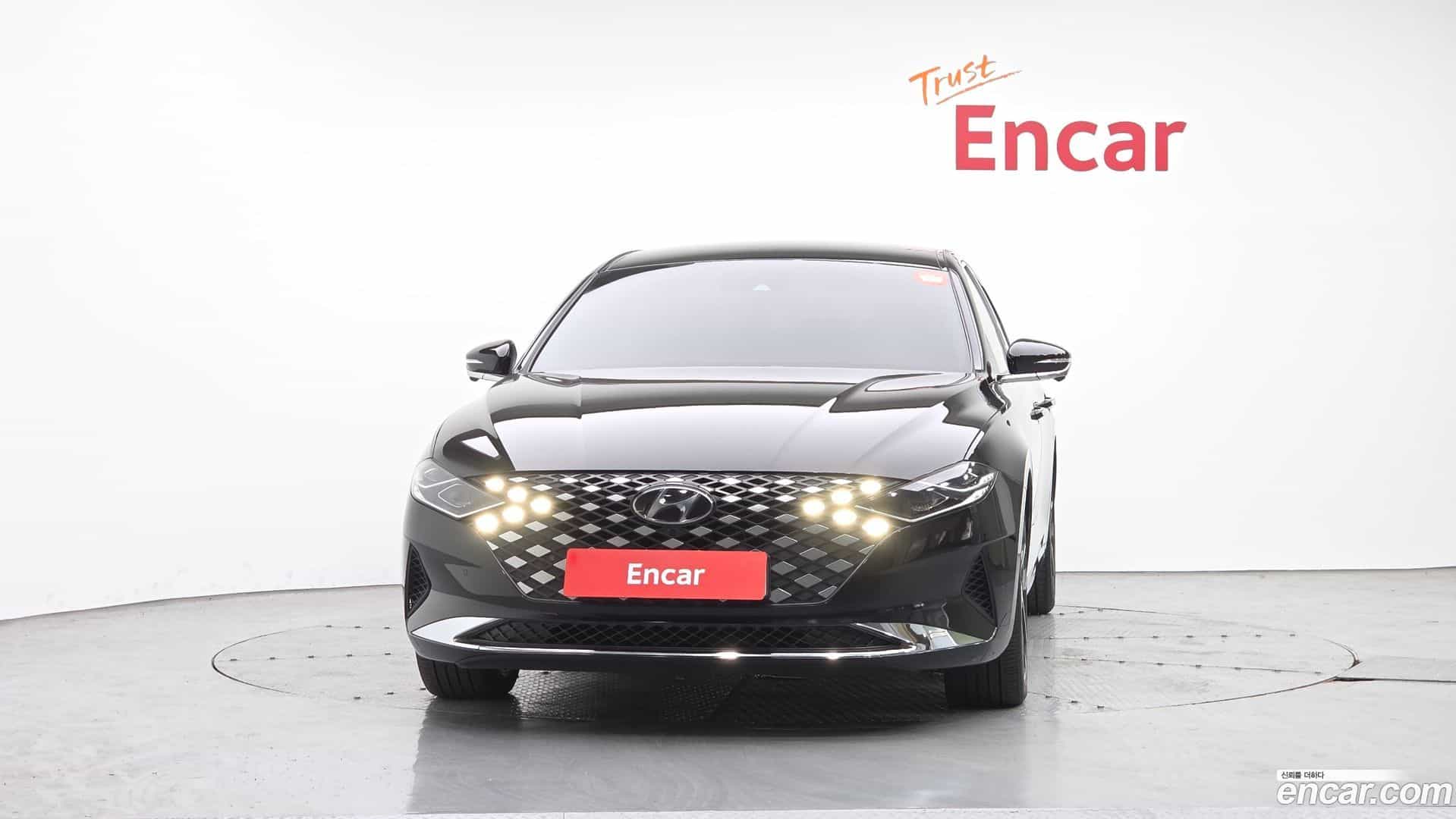 Grandeur Hyundai 2022.2-OUTER-003