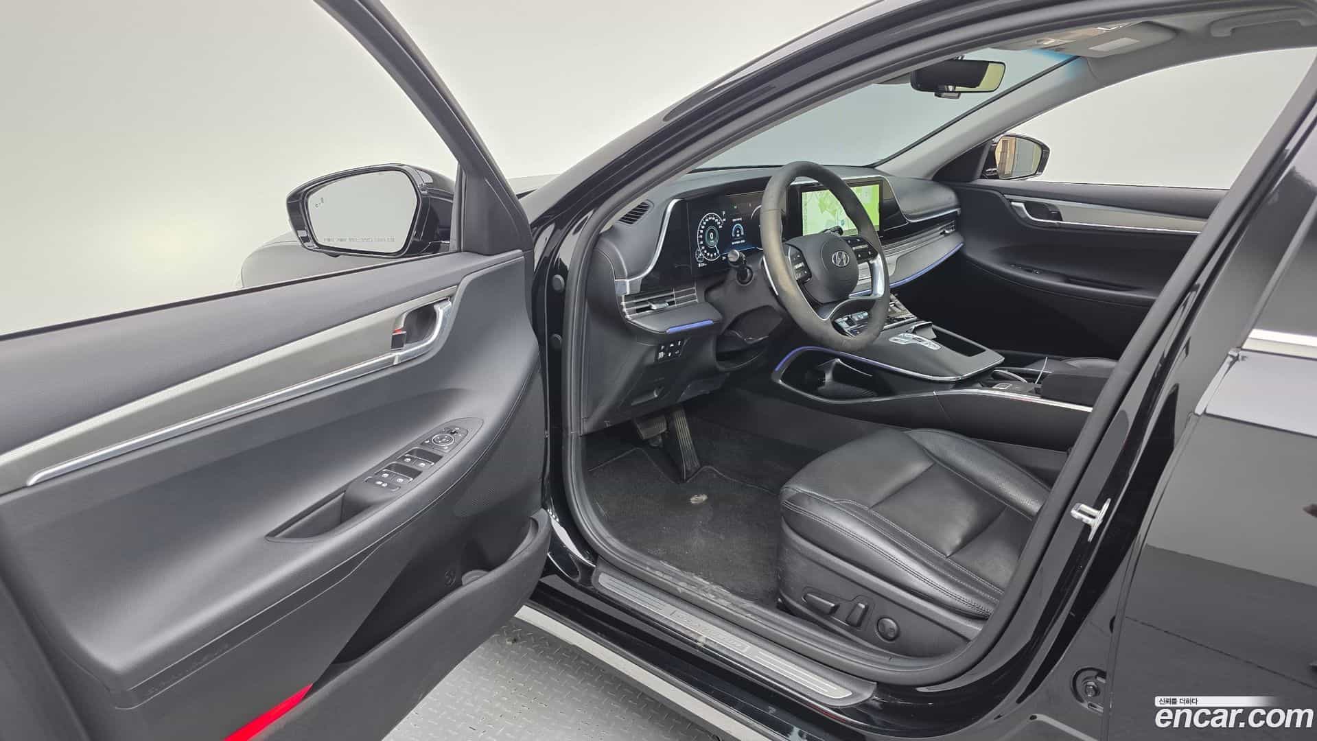 Grandeur Hyundai 2022.2-INNER-010