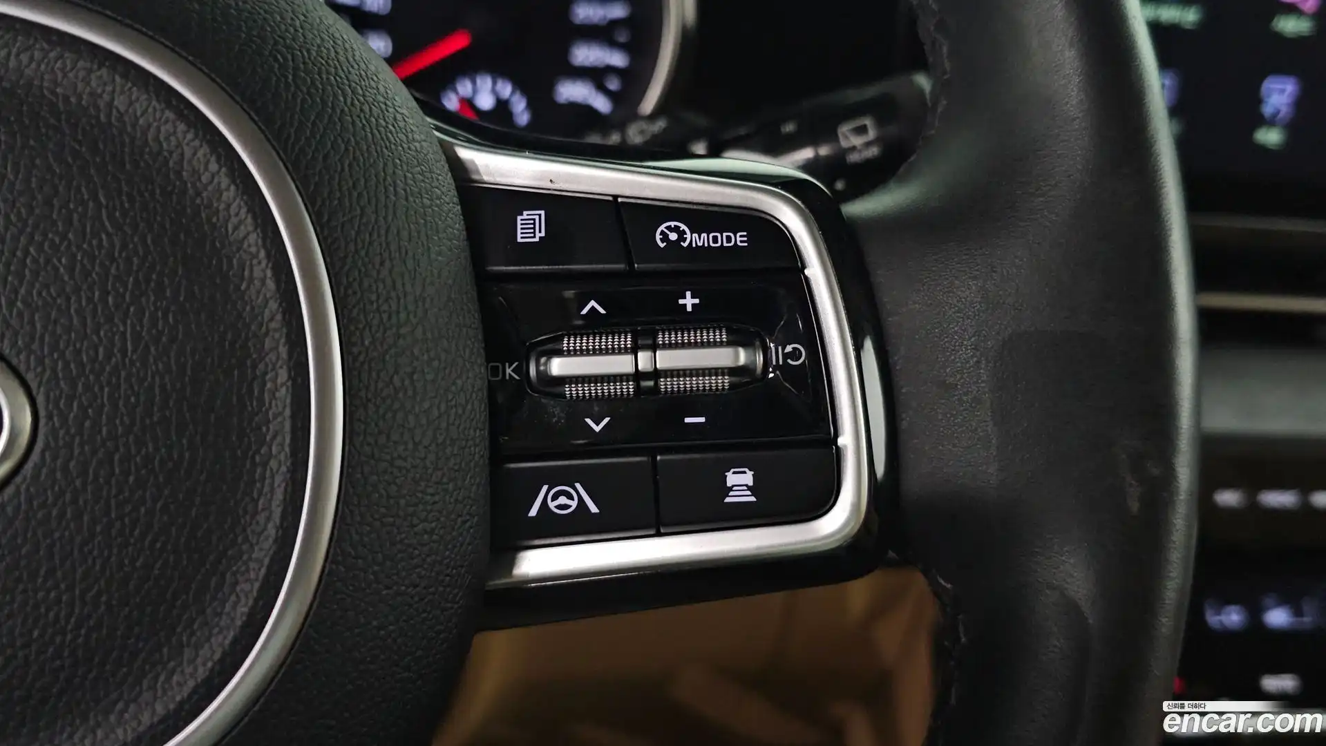Canival Kia 2021.3-OPTION-045