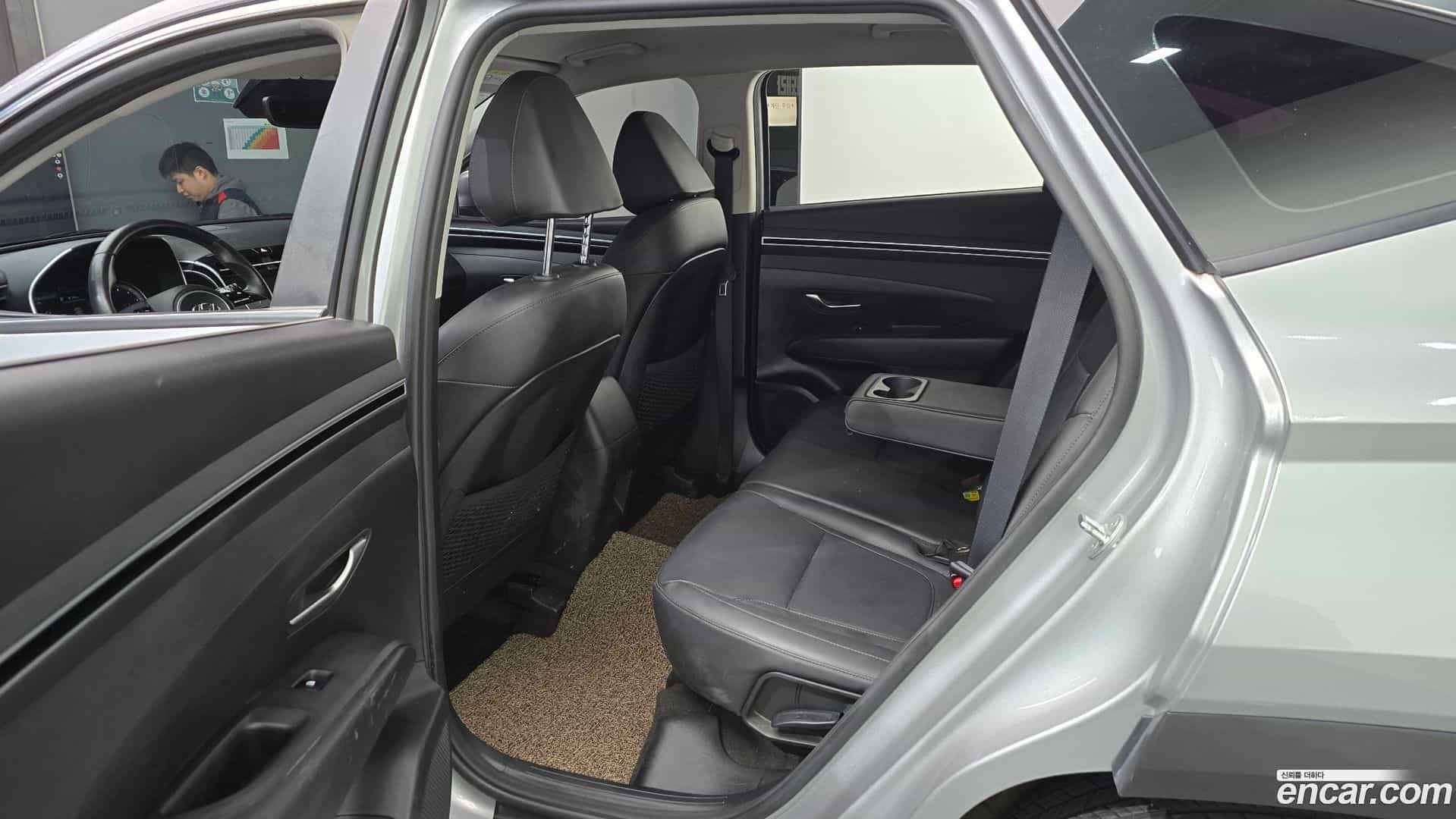 Tucson Hyundai 2021.1-INNER-036