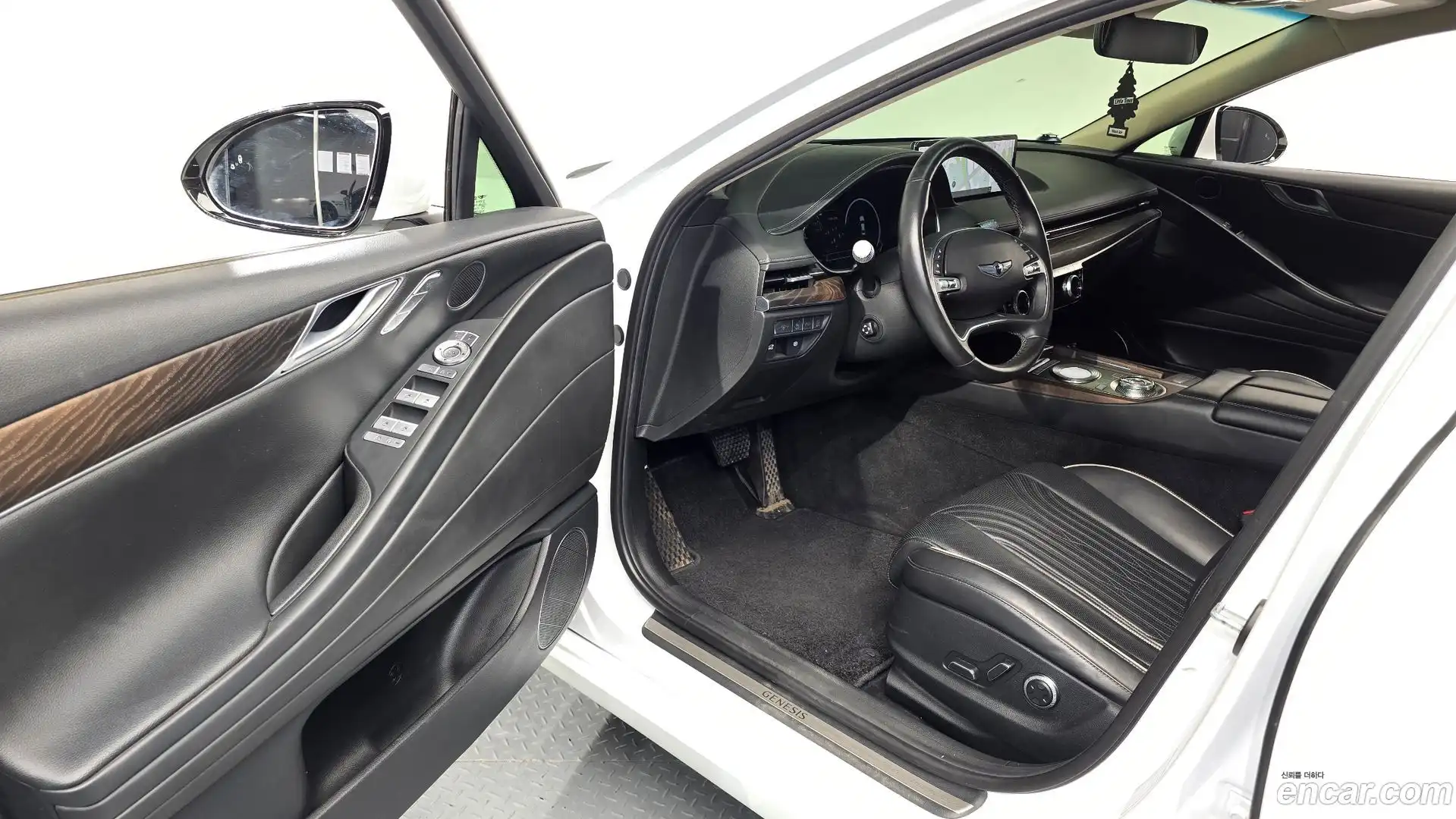 G80 Genesis 2020.4-INNER-010