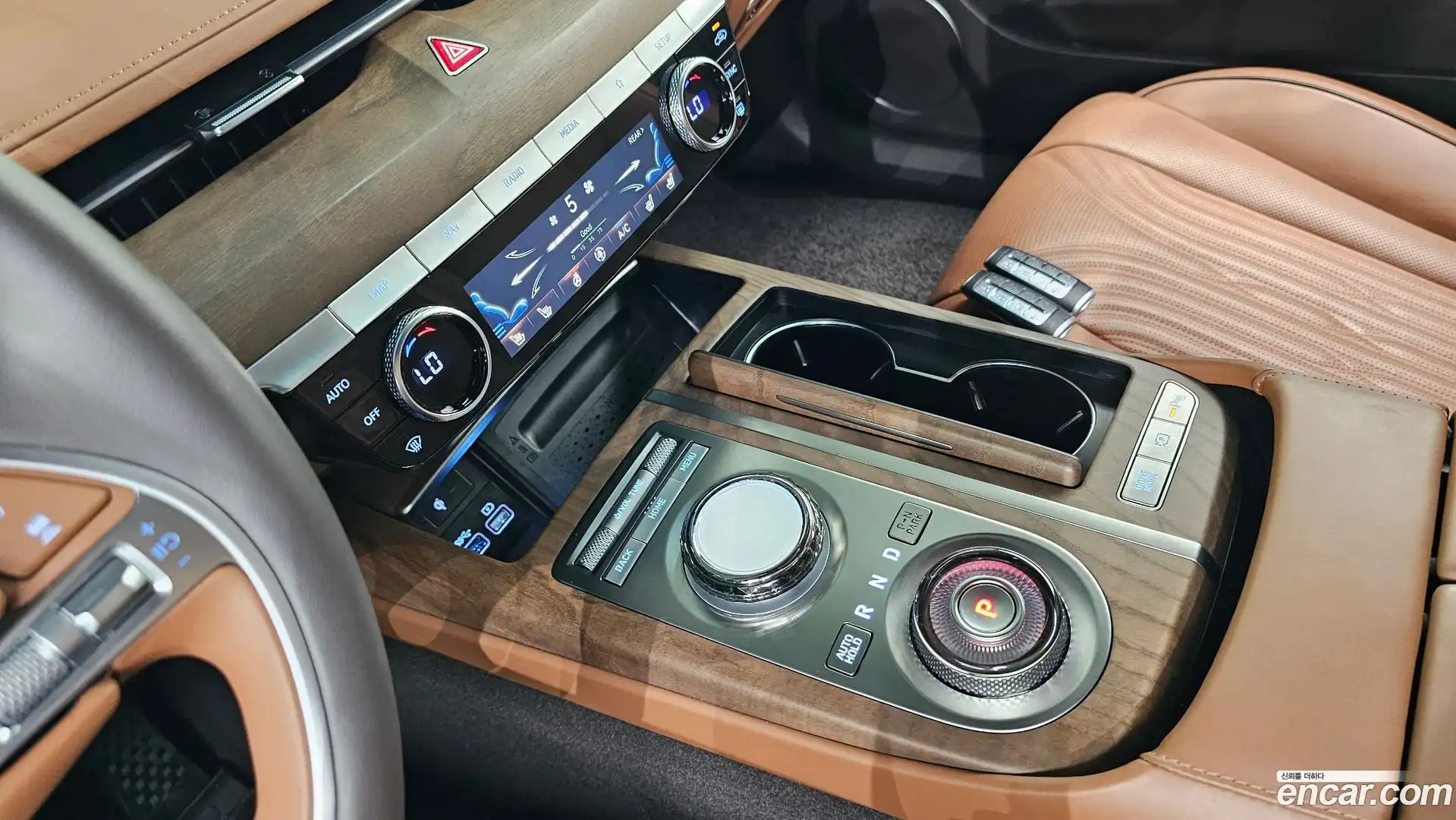 G80 Genesis 2024.0-INNER-009