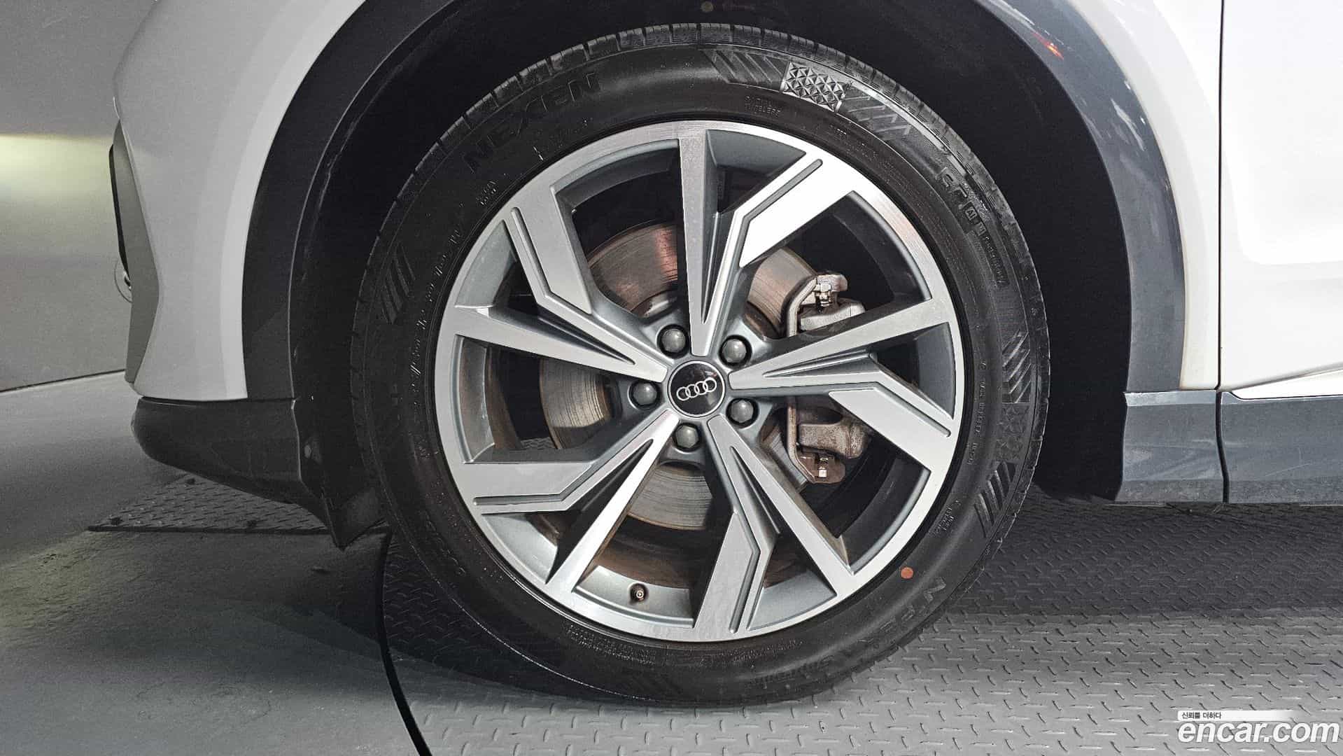 Q4 e-tron Audi 2022.9-OUTER-005