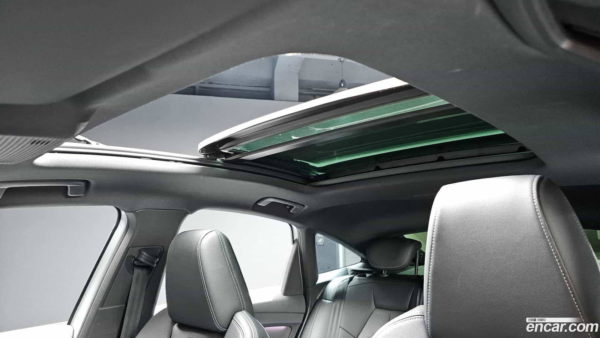 Q4 e-tron Audi 2022.9-OPTION-020