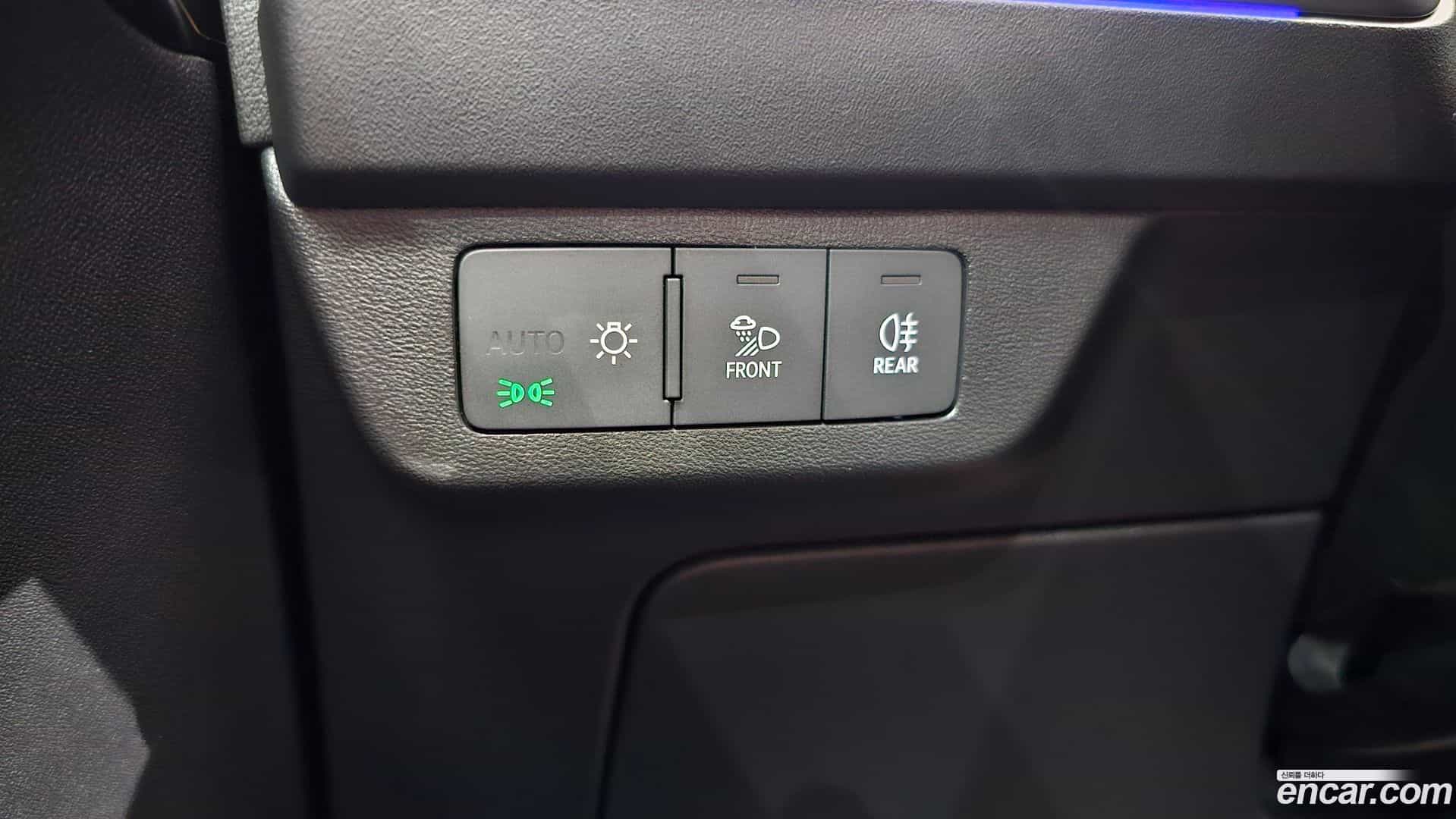 Q4 e-tron Audi 2025.8-OPTION-040