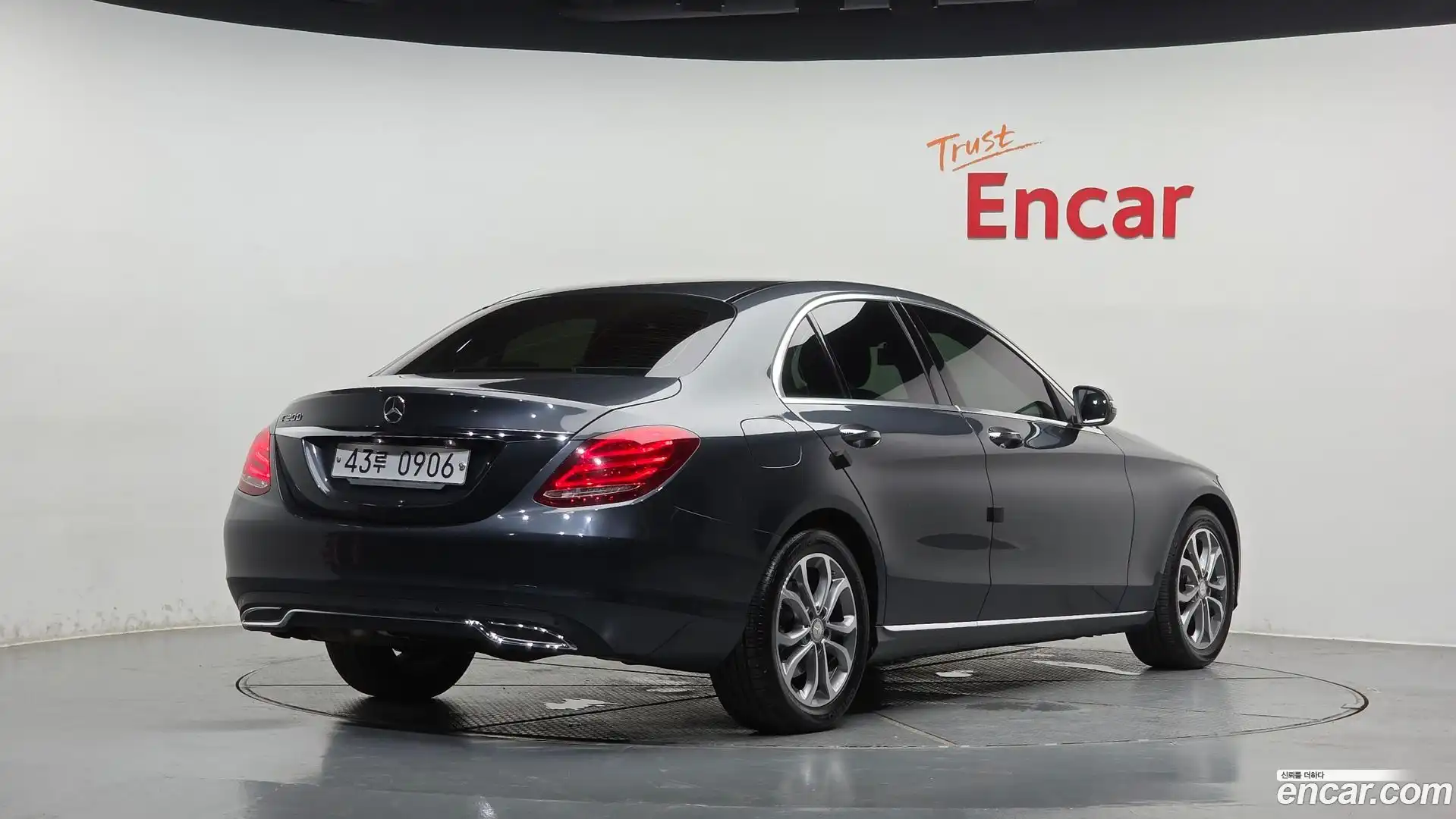C-Class Mercedes-Benz 2015.9-OUTER-002