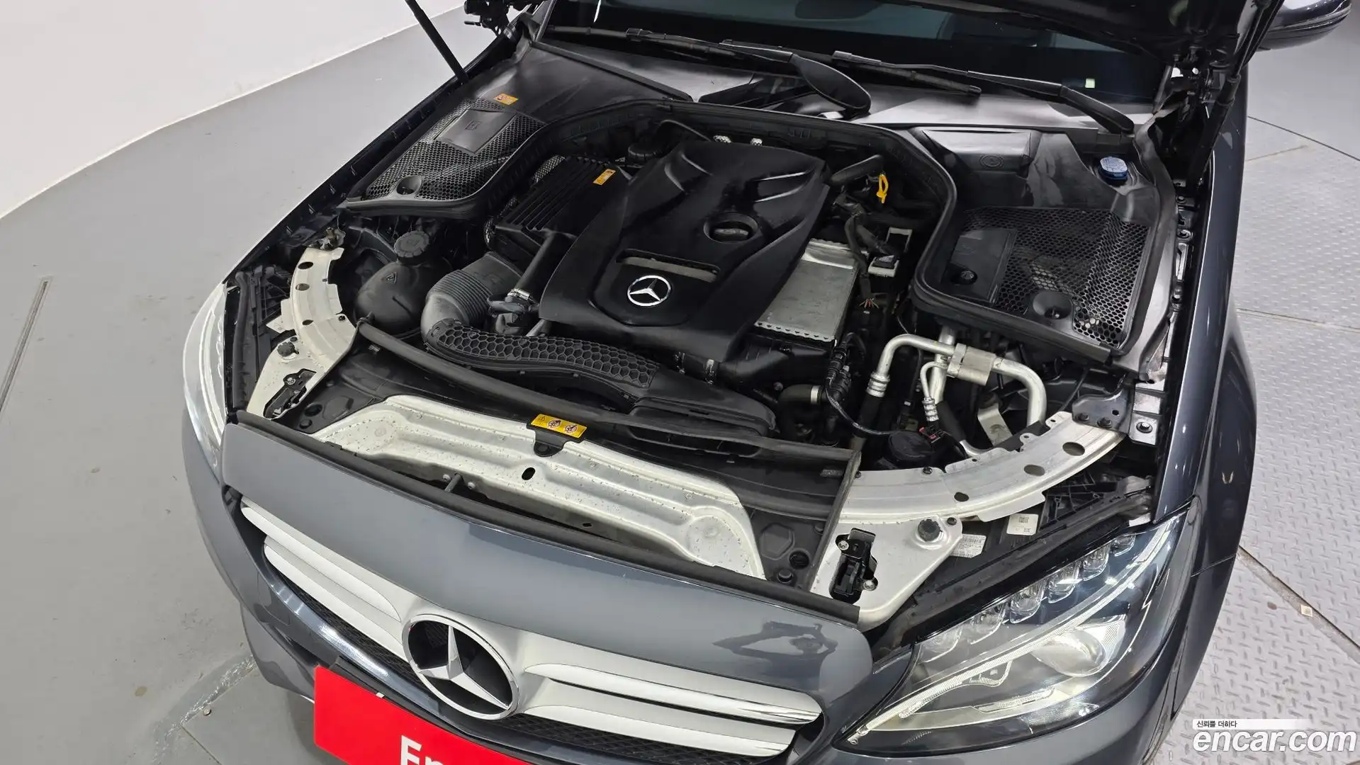 C-Class Mercedes-Benz 2015.9-OUTER-006
