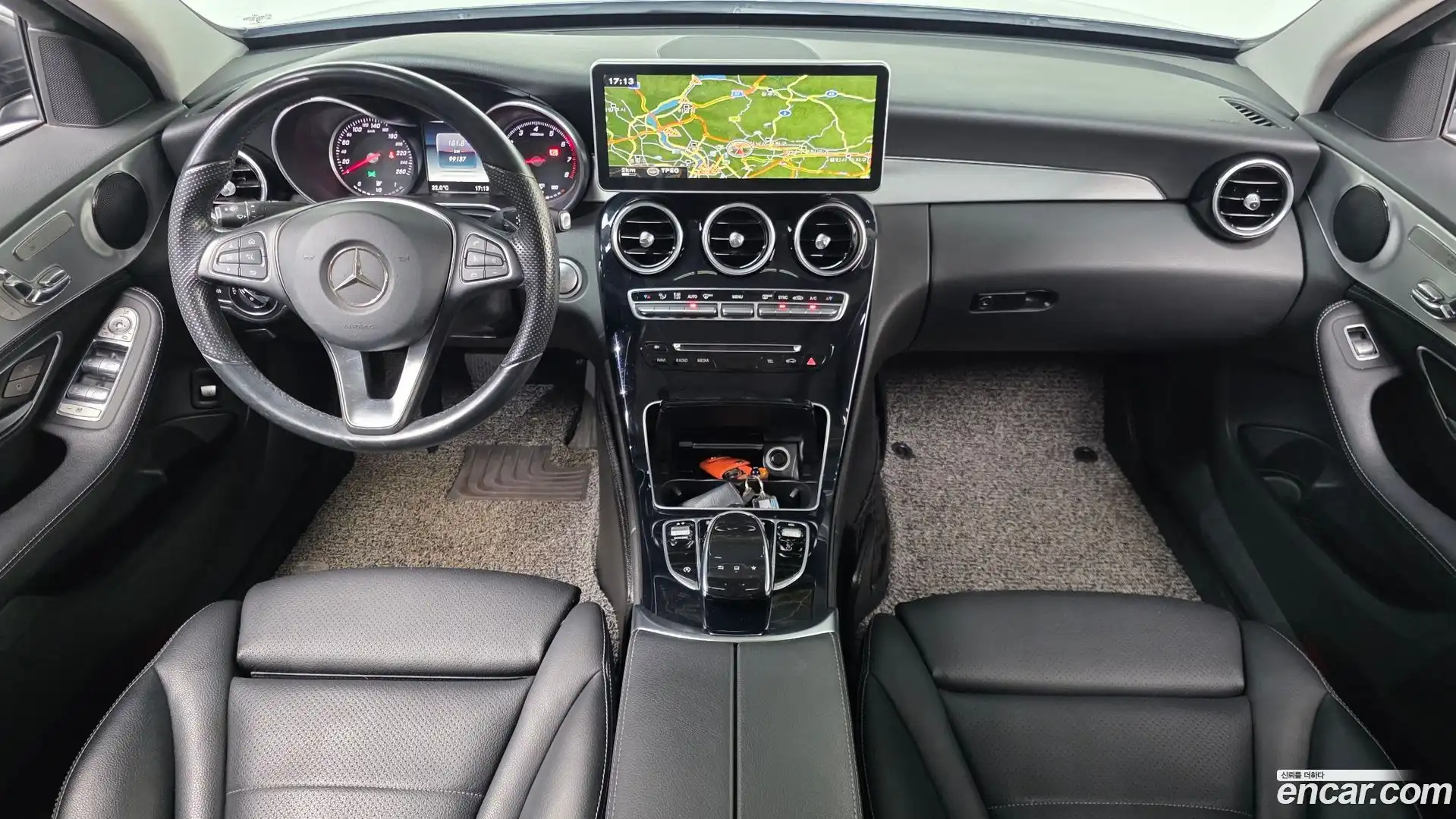 C-Class Mercedes-Benz 2015.9-INNER-007