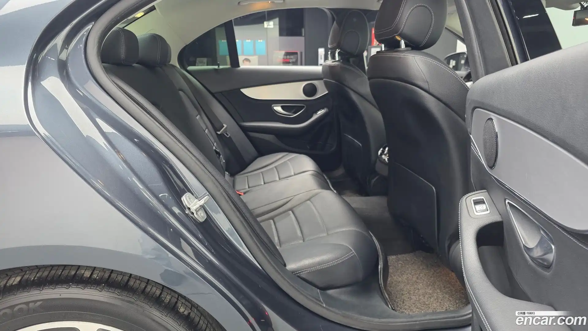 C-Class Mercedes-Benz 2015.9-OPTION-016