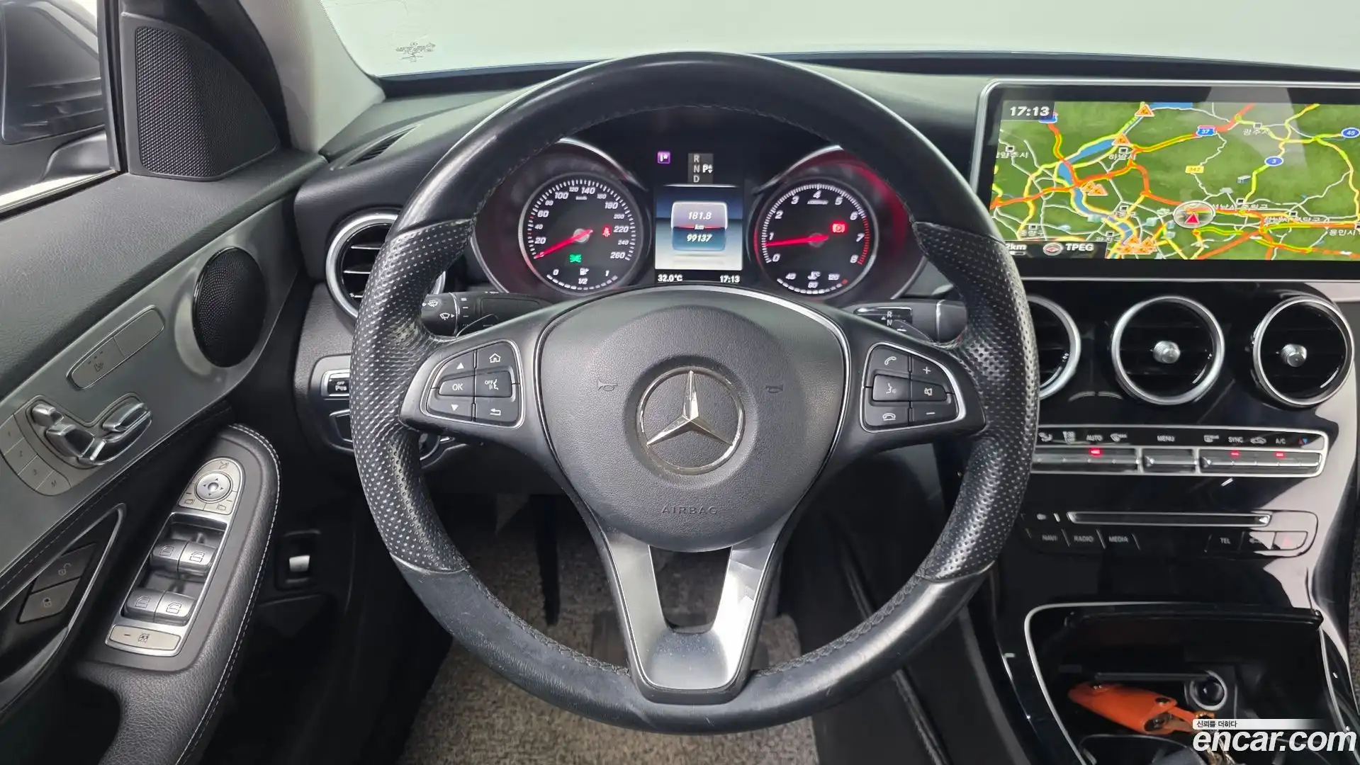 C-Class Mercedes-Benz 2015.9-OPTION-017