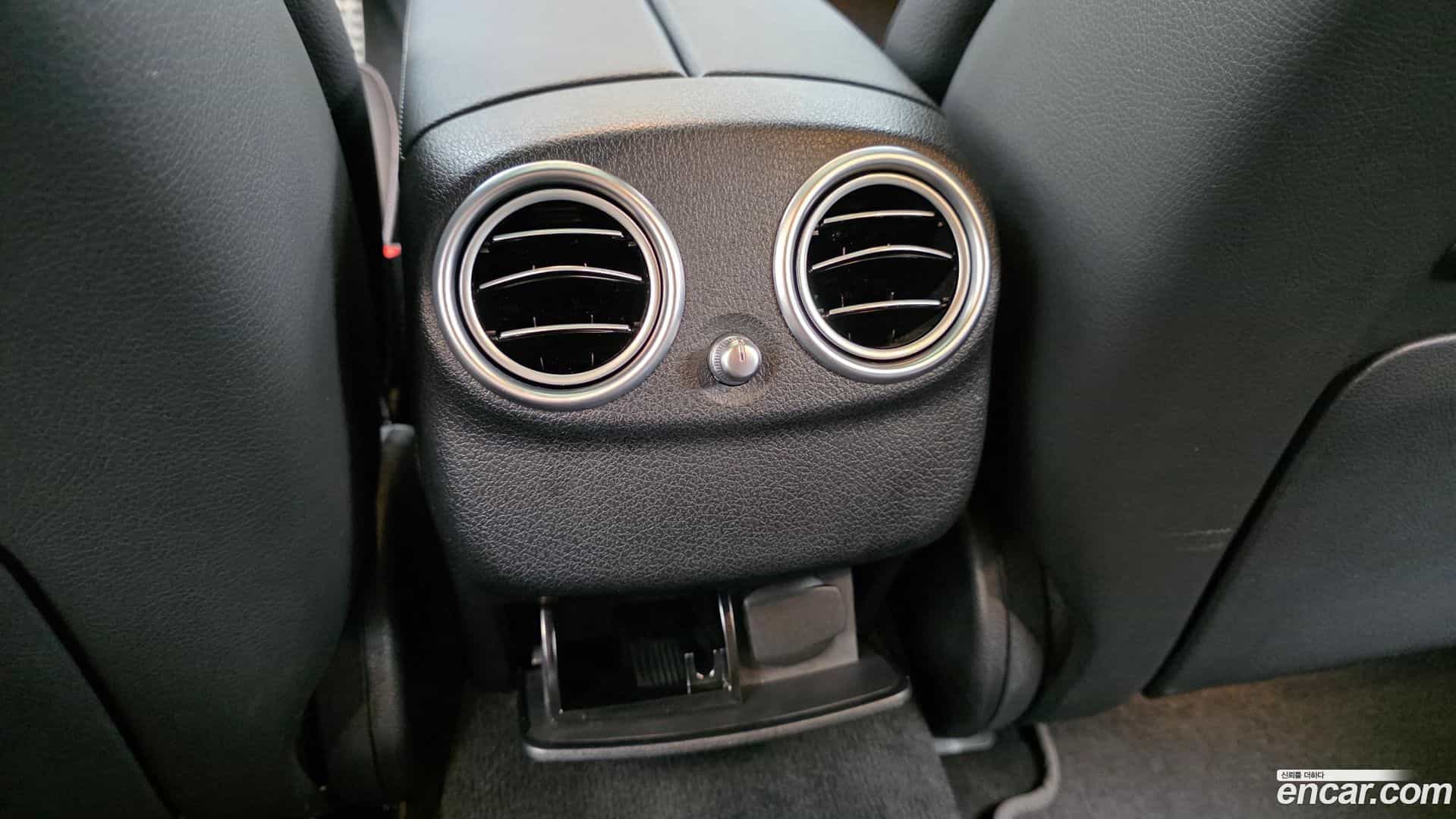 E-Class Mercedes-Benz 2023.8-OPTION-046