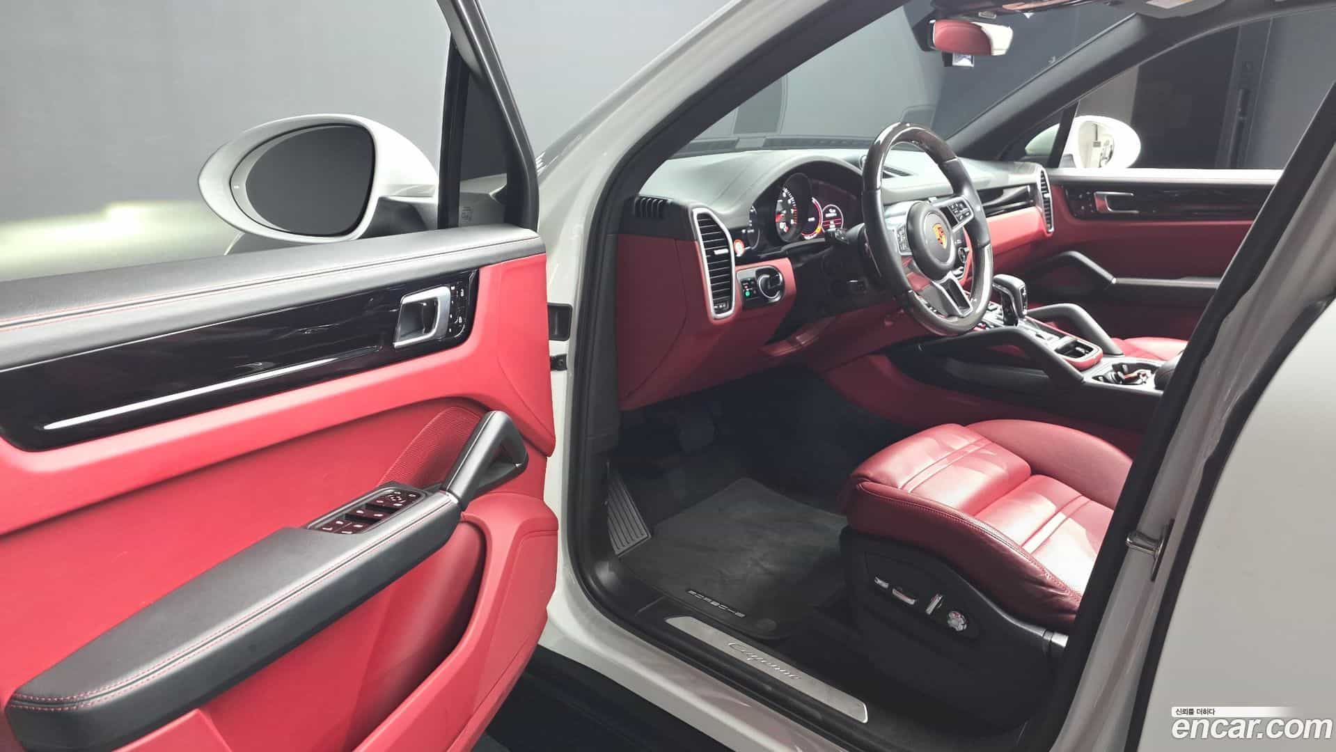 Cayenne Porsche 2019.2-INNER-010