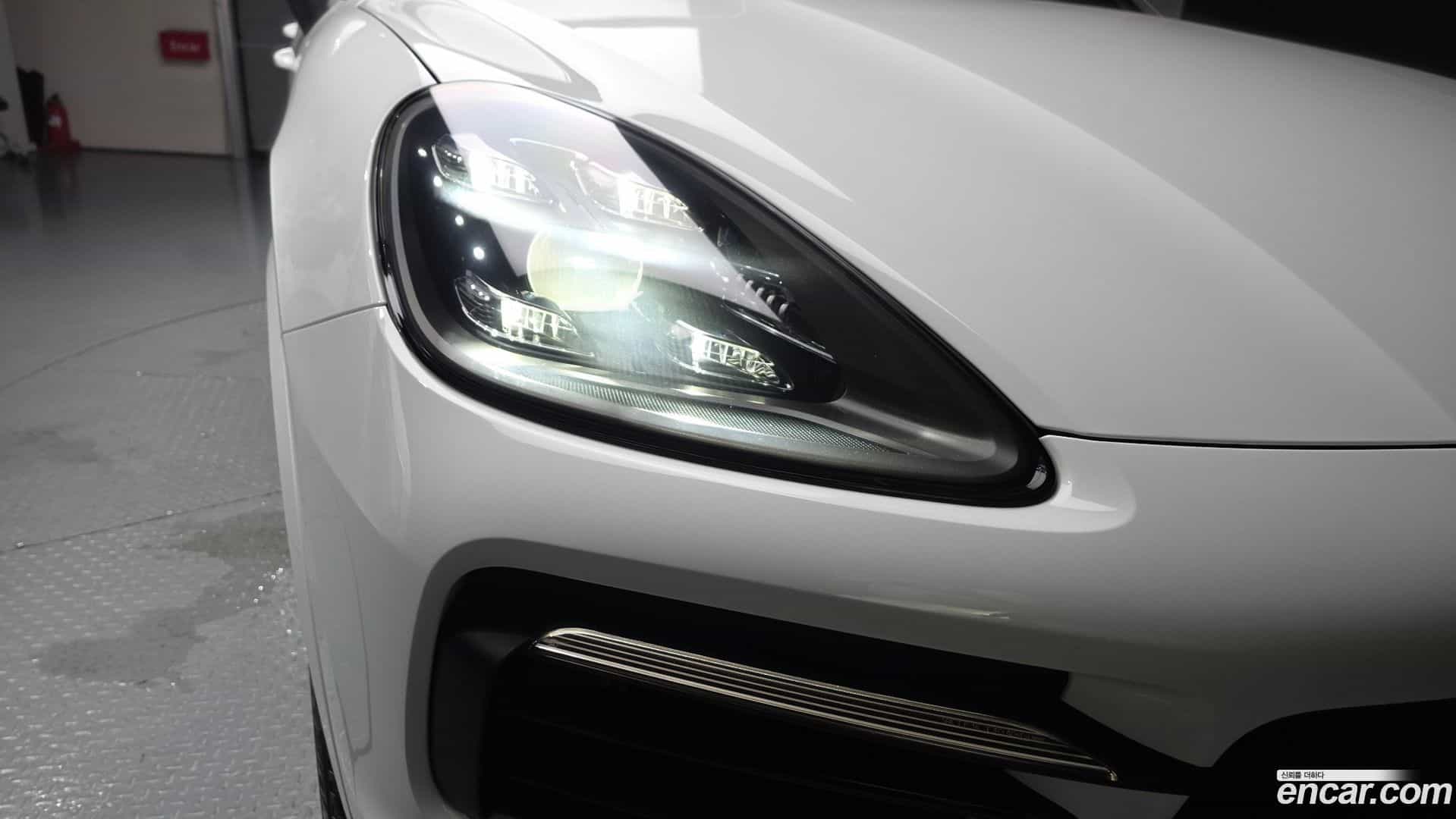 Cayenne Porsche 2019.2-OUTER-032