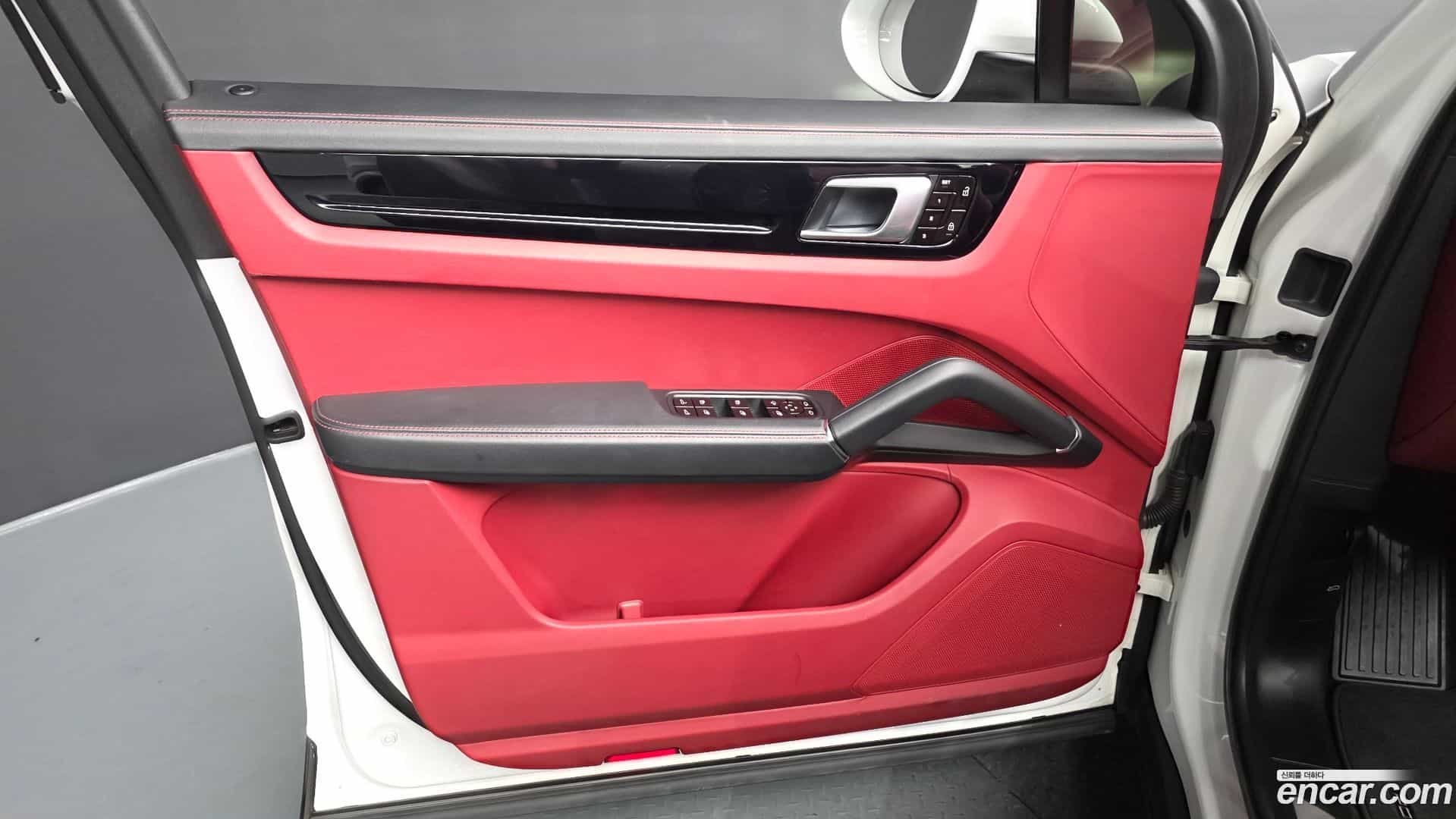 Cayenne Porsche 2019.2-INNER-034