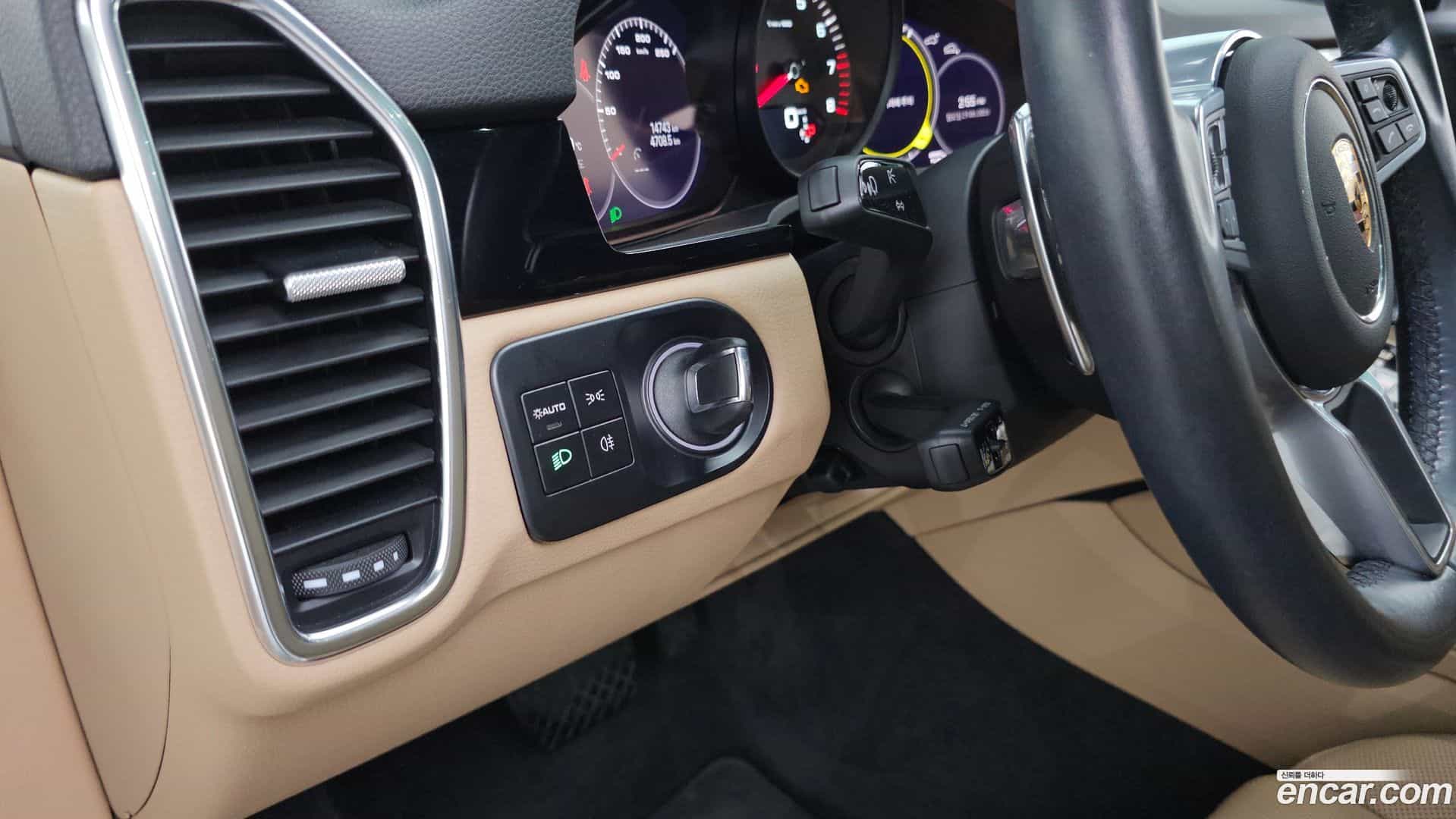 Cayenne Porsche 2022.4-OPTION-046
