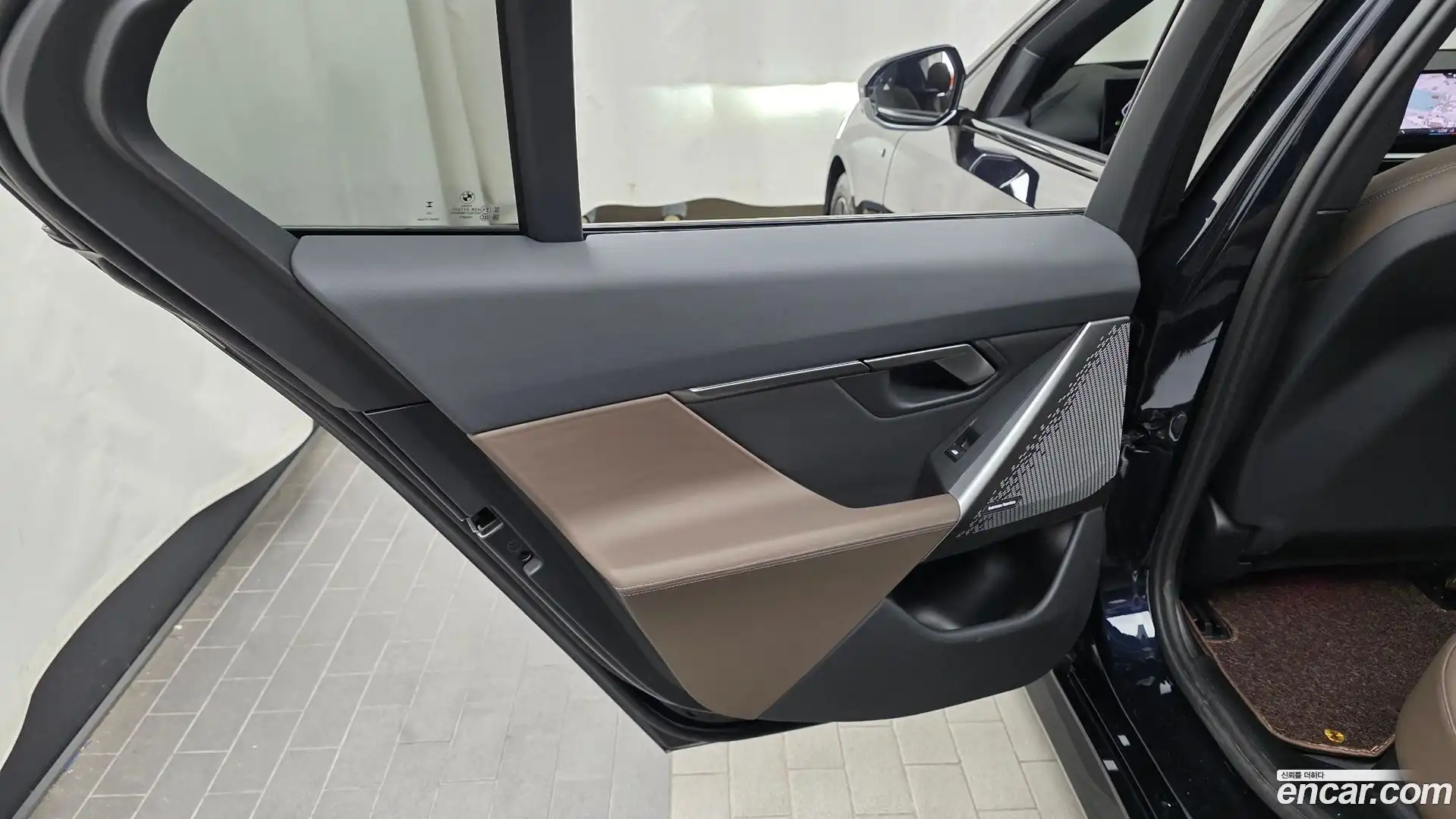 5-Series BMW 2024.2-INNER-035