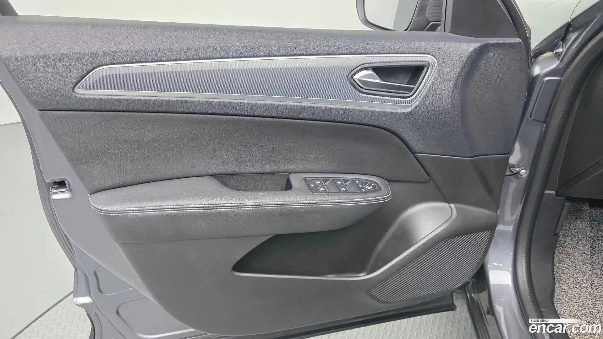 XM3 Renault Korea 2022.7-INNER-034