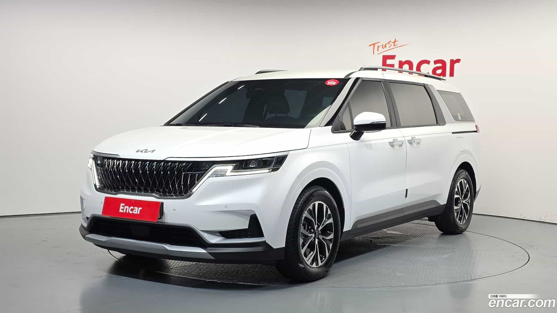Canival Kia 2023.0-OUTER-001