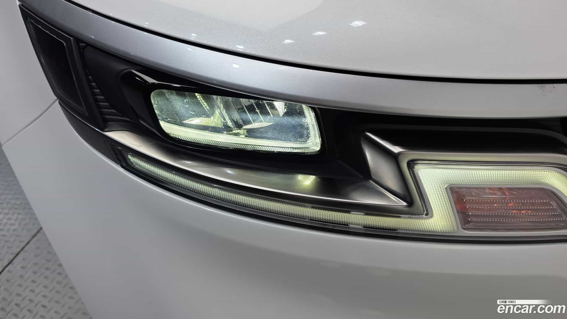 Canival Kia 2023.0-OUTER-032