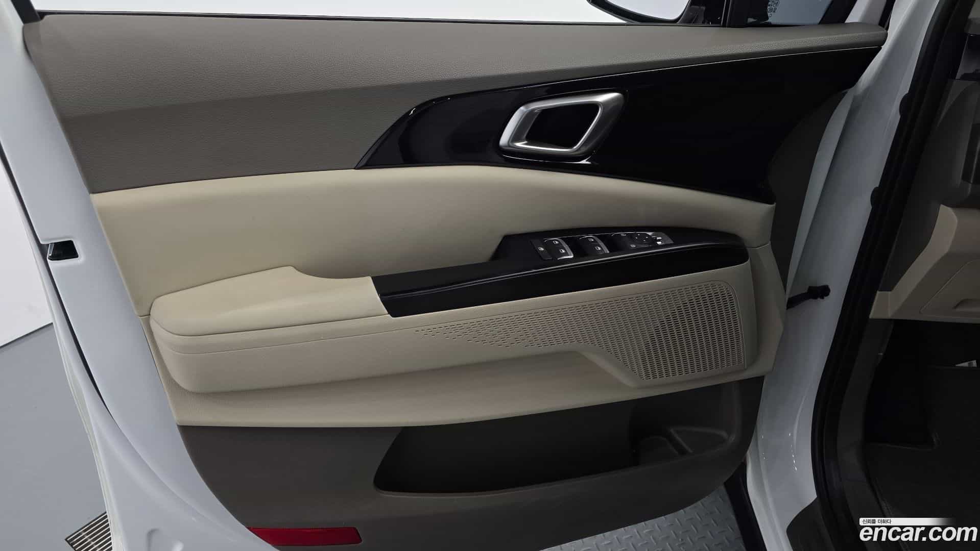 Canival Kia 2023.0-INNER-034