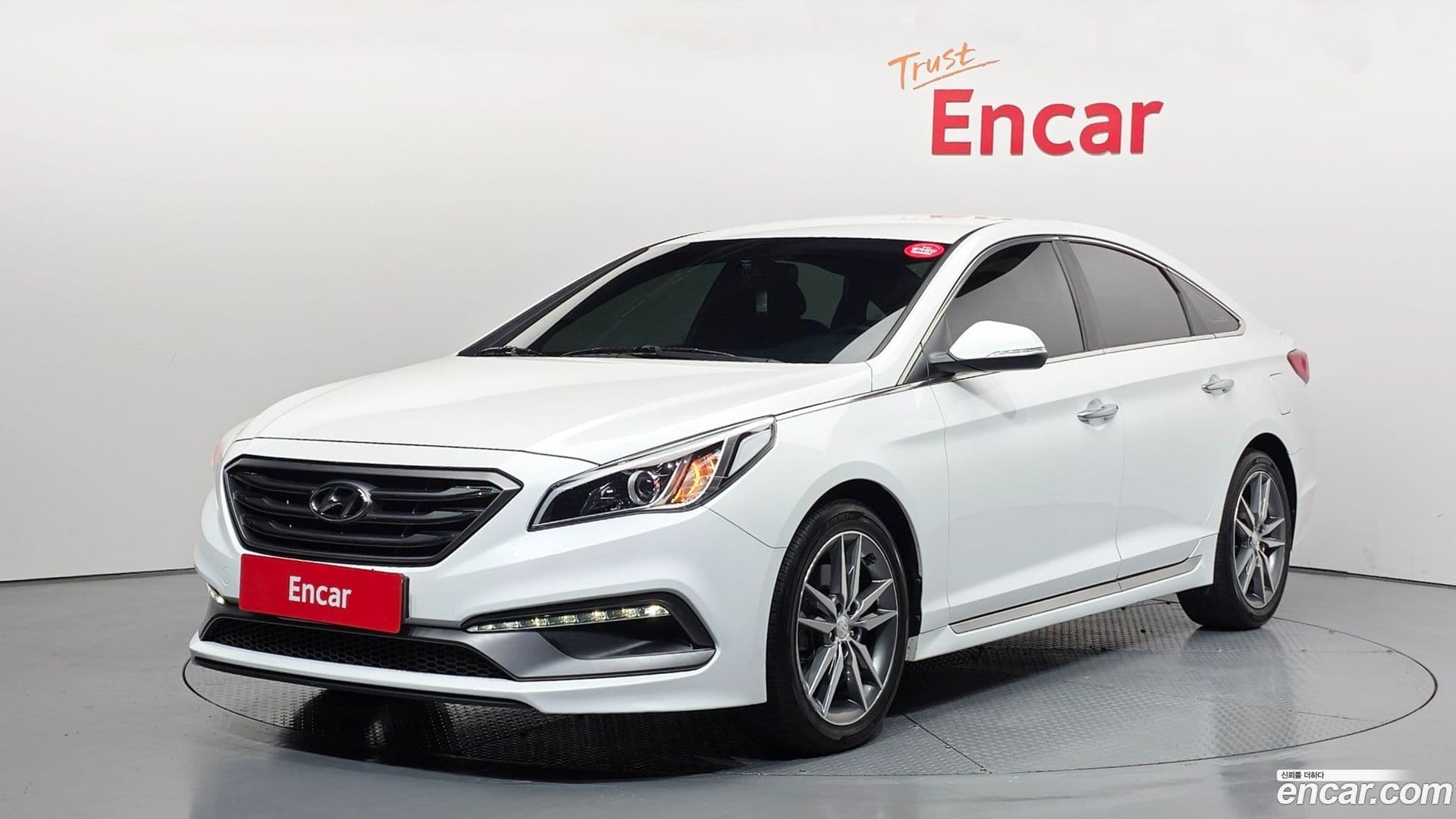Main__Slider__Photo:Sonata Hyundai 2015.9-0