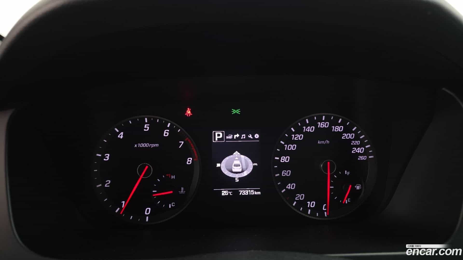 Sonata Hyundai 2015.9-INNER-008
