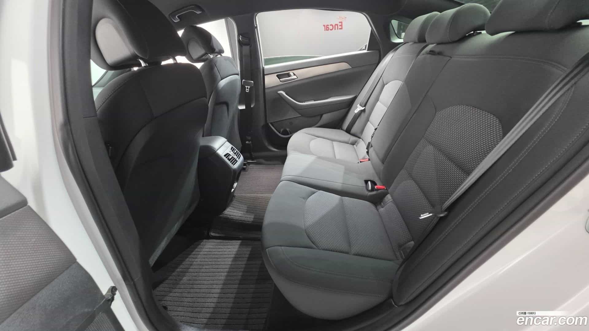Sonata Hyundai 2015.9-INNER-036