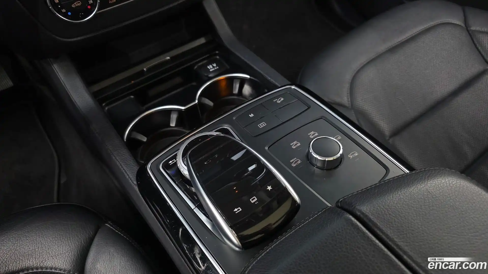 GLE-Class Mercedes-Benz 2016.4-OPTION-043