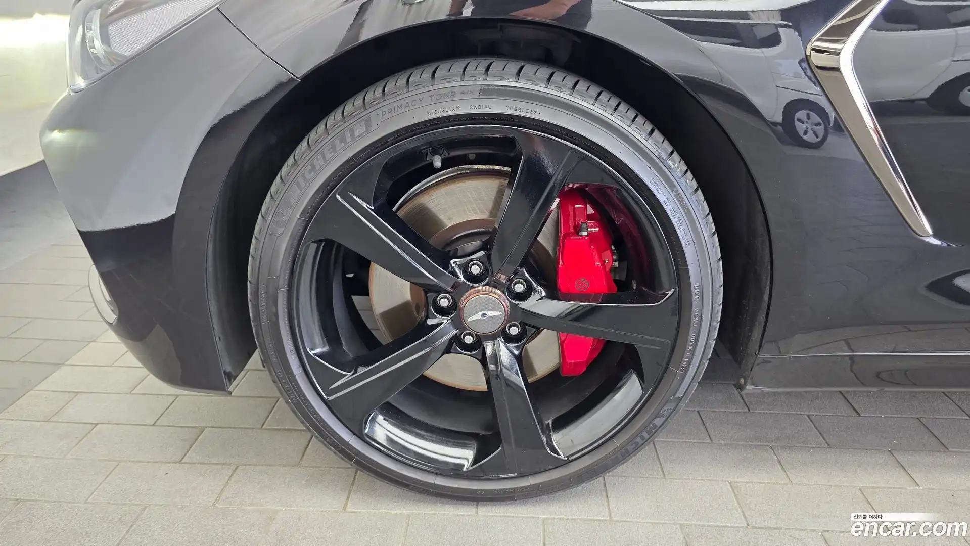 G70 Genesis 2018.10-OUTER-005