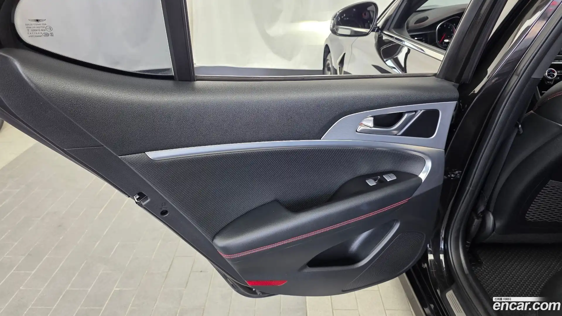 G70 Genesis 2018.10-INNER-035