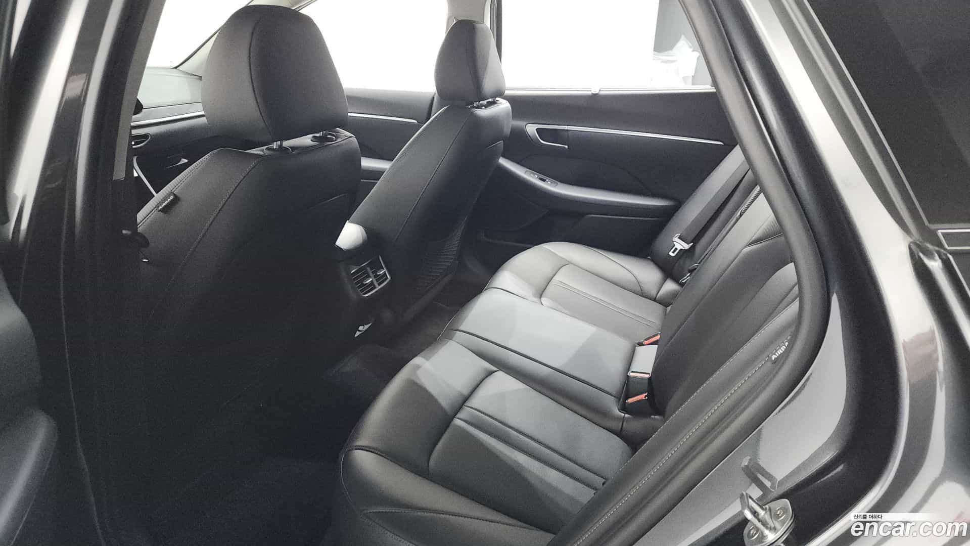 Sonata Hyundai 2019.4-OPTION-023