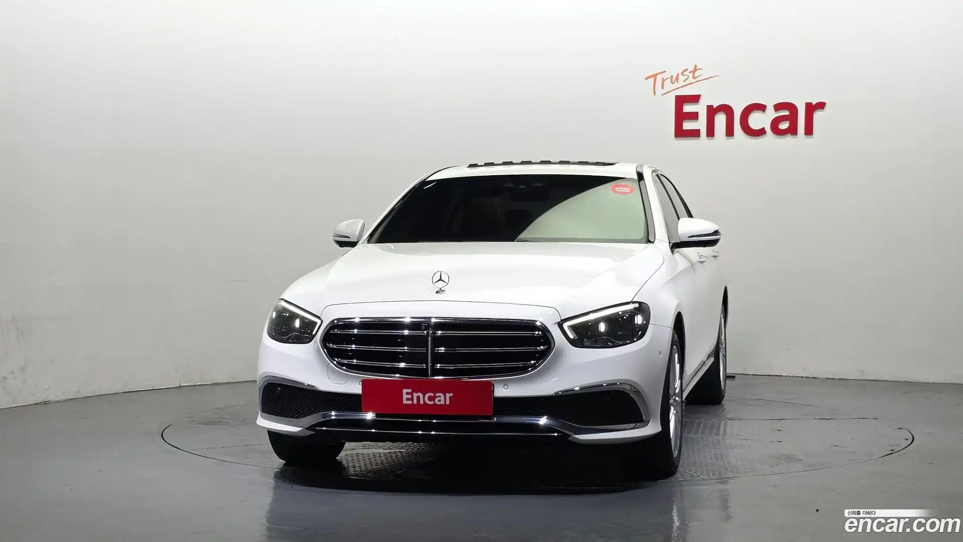 E-Class Mercedes-Benz 2021.6-OUTER-003