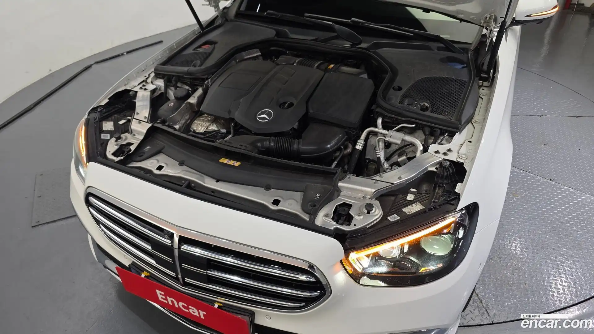 E-Class Mercedes-Benz 2021.6-OUTER-006