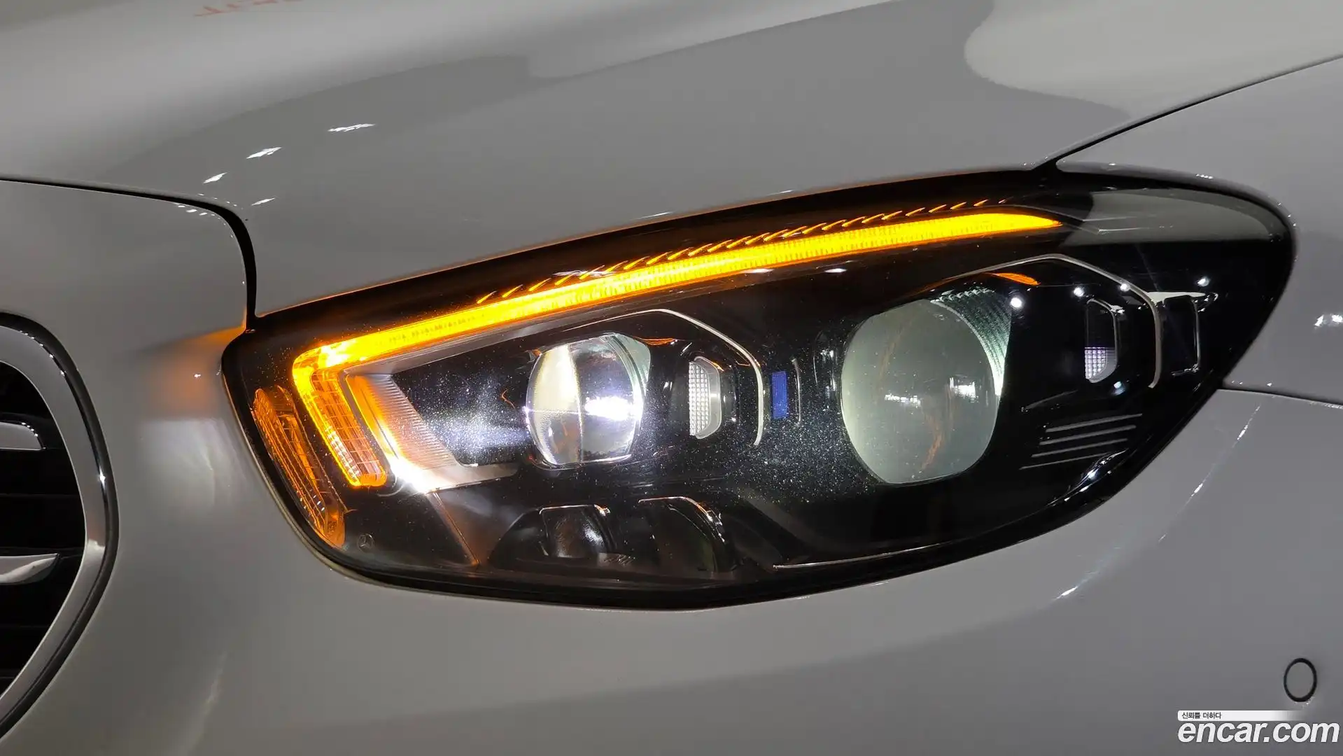 E-Class Mercedes-Benz 2021.6-OUTER-032