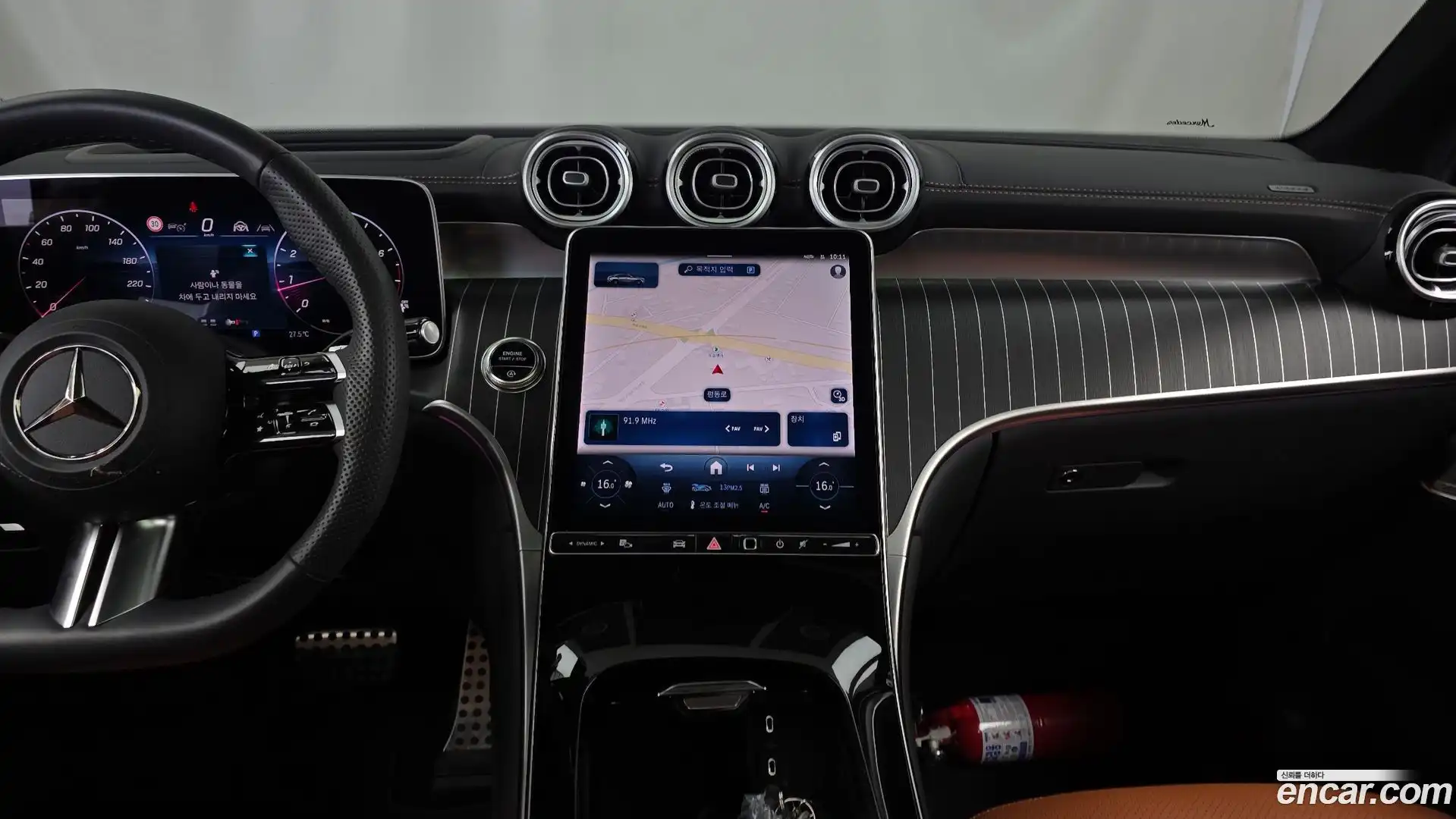 GLC-Class Mercedes-Benz 2025.6-OPTION-018