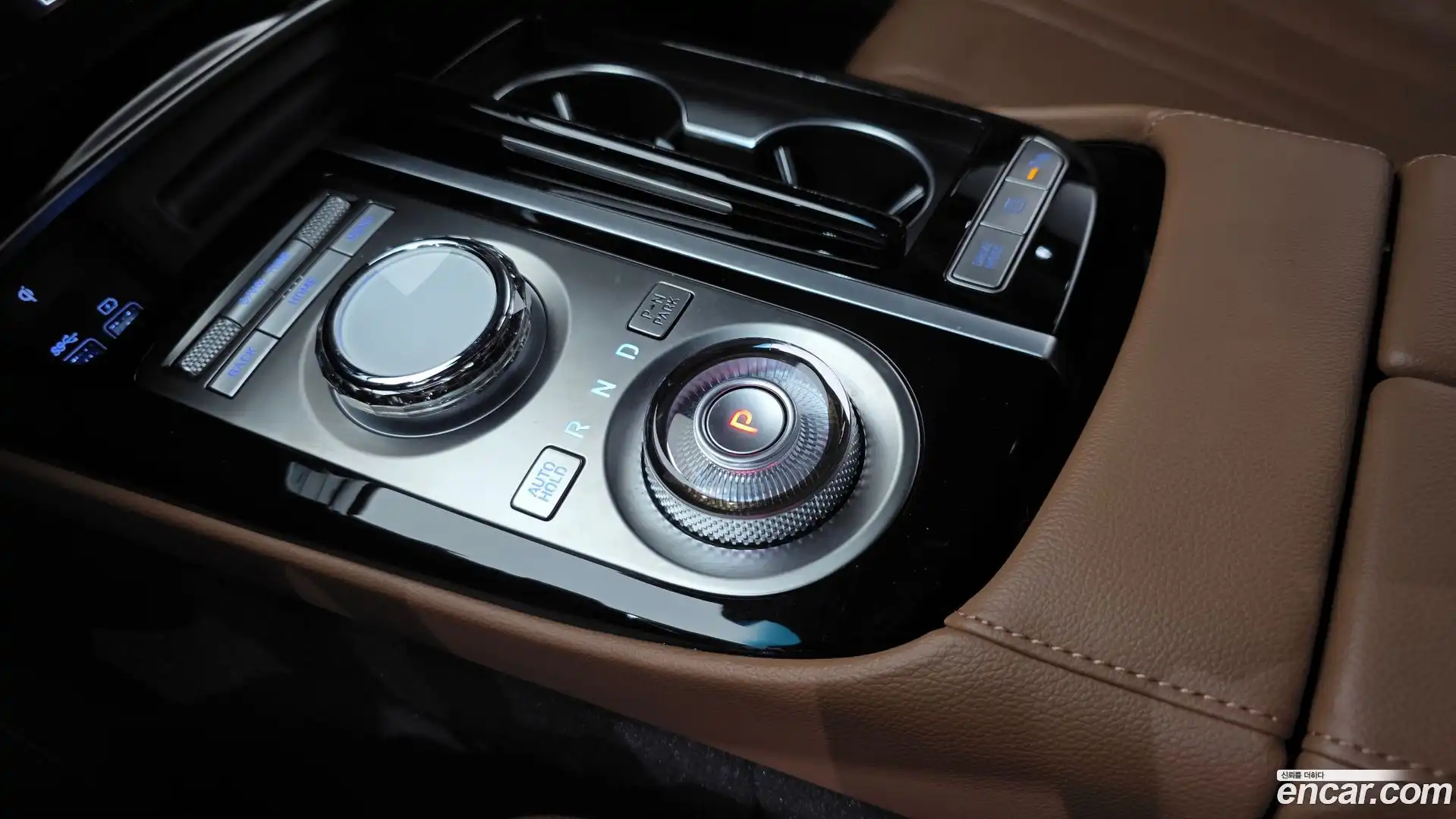 G80 Genesis 2024.0-INNER-009