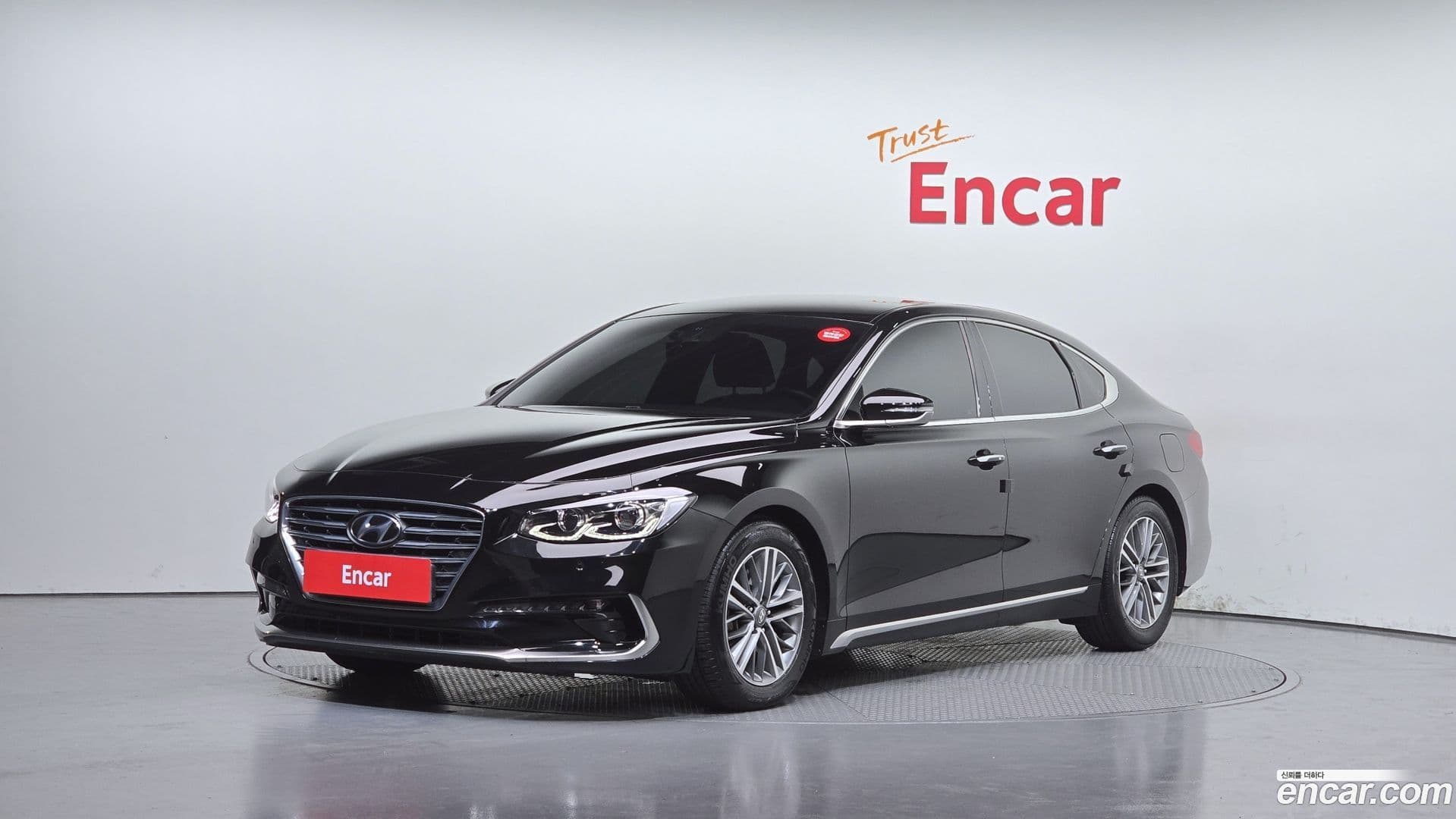 Main__Slider__Photo:Grandeur Hyundai 2019.10-0