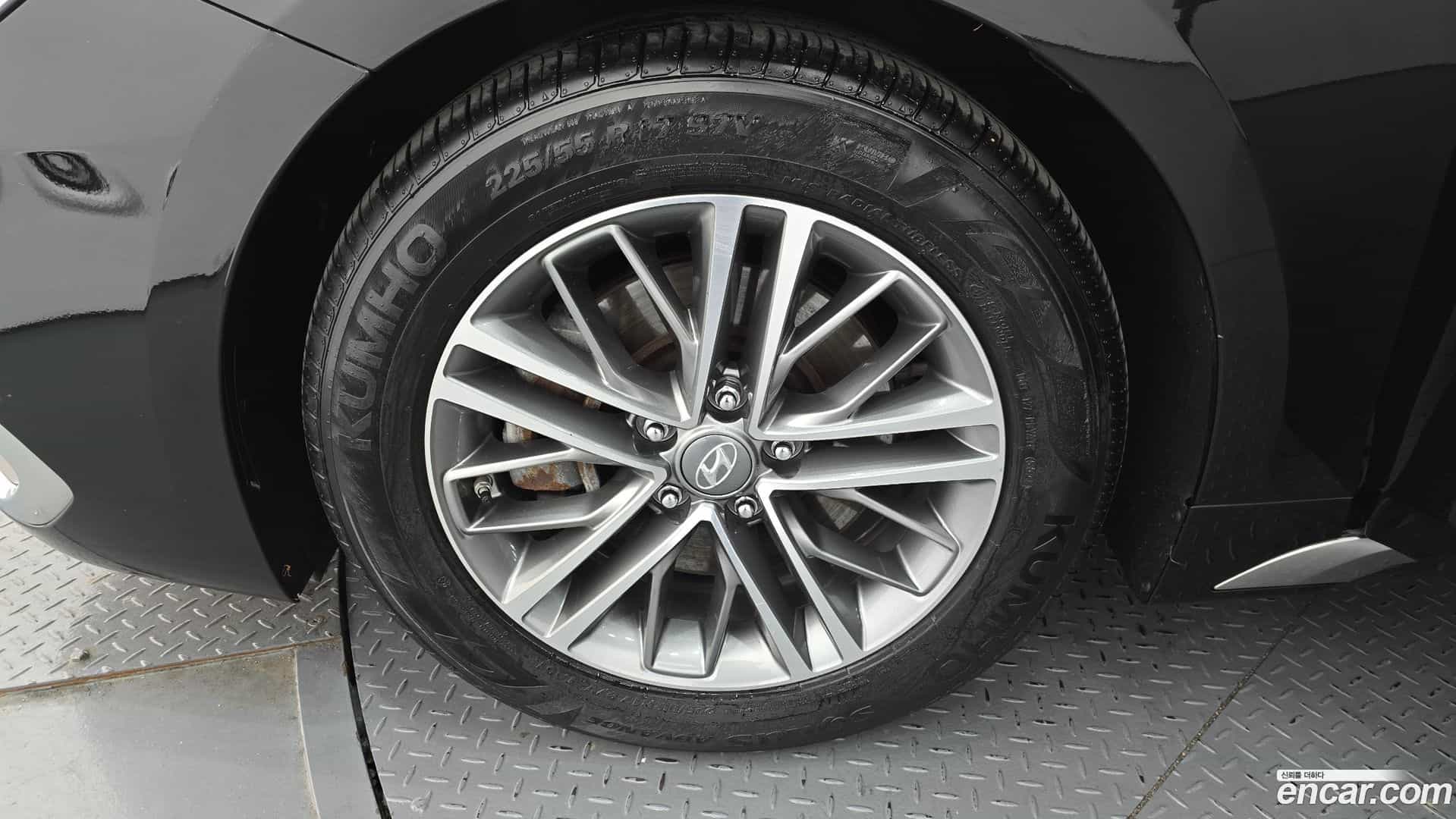 Grandeur Hyundai 2019.10-OUTER-005