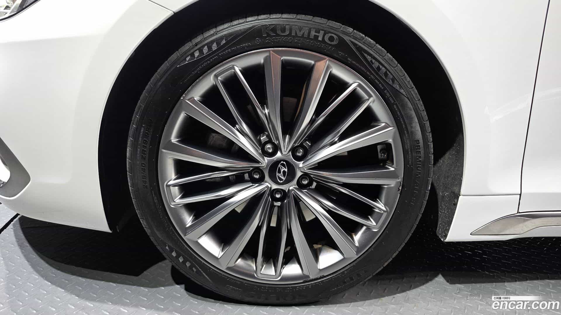 Grandeur Hyundai 2018.6-OUTER-005