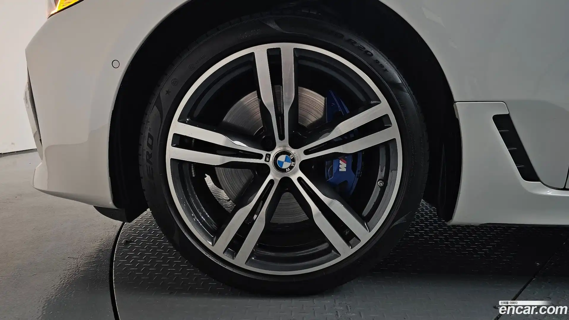 Gran Turismo BMW 2023.7-OUTER-005