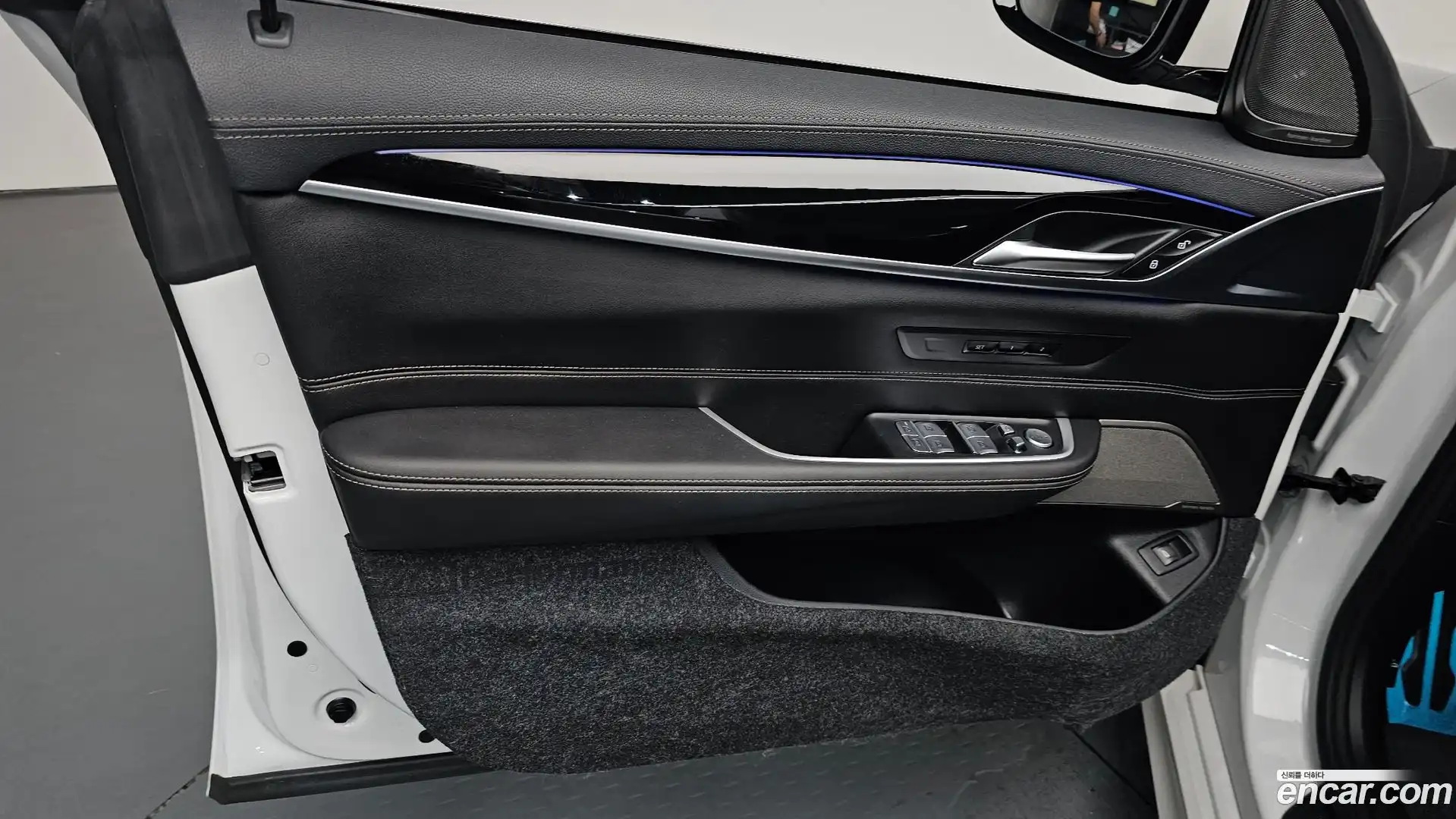 Gran Turismo BMW 2023.7-INNER-034