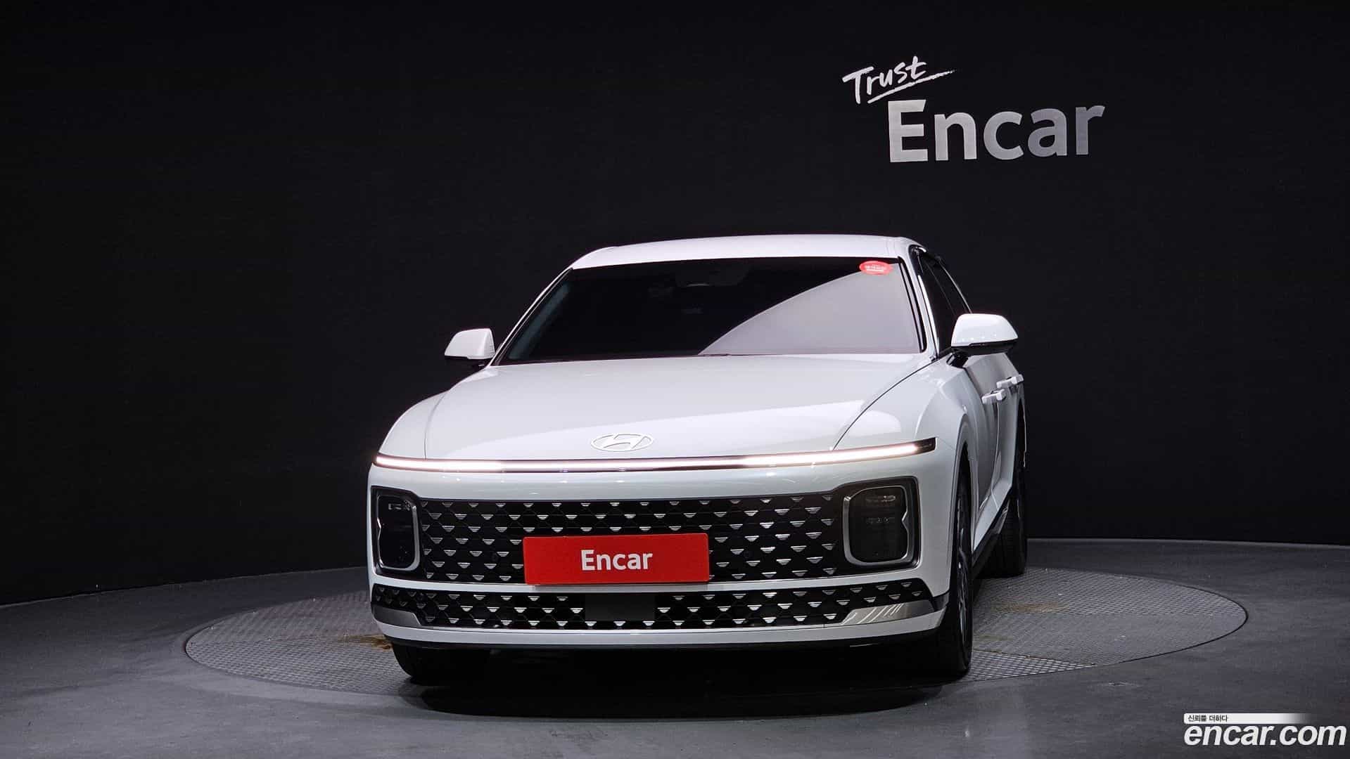 Grandeur Hyundai 2025.10-OUTER-003