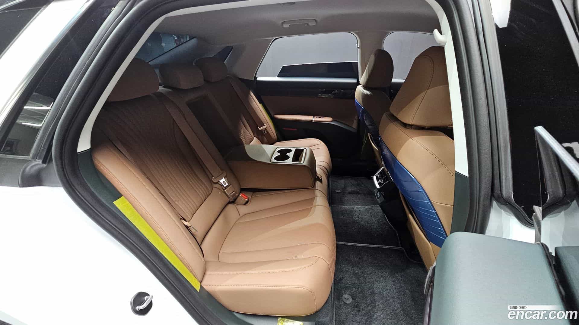 Grandeur Hyundai 2025.10-OPTION-015