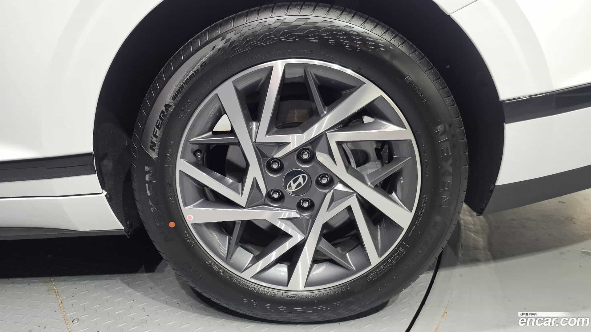 Grandeur Hyundai 2025.10-OUTER-031