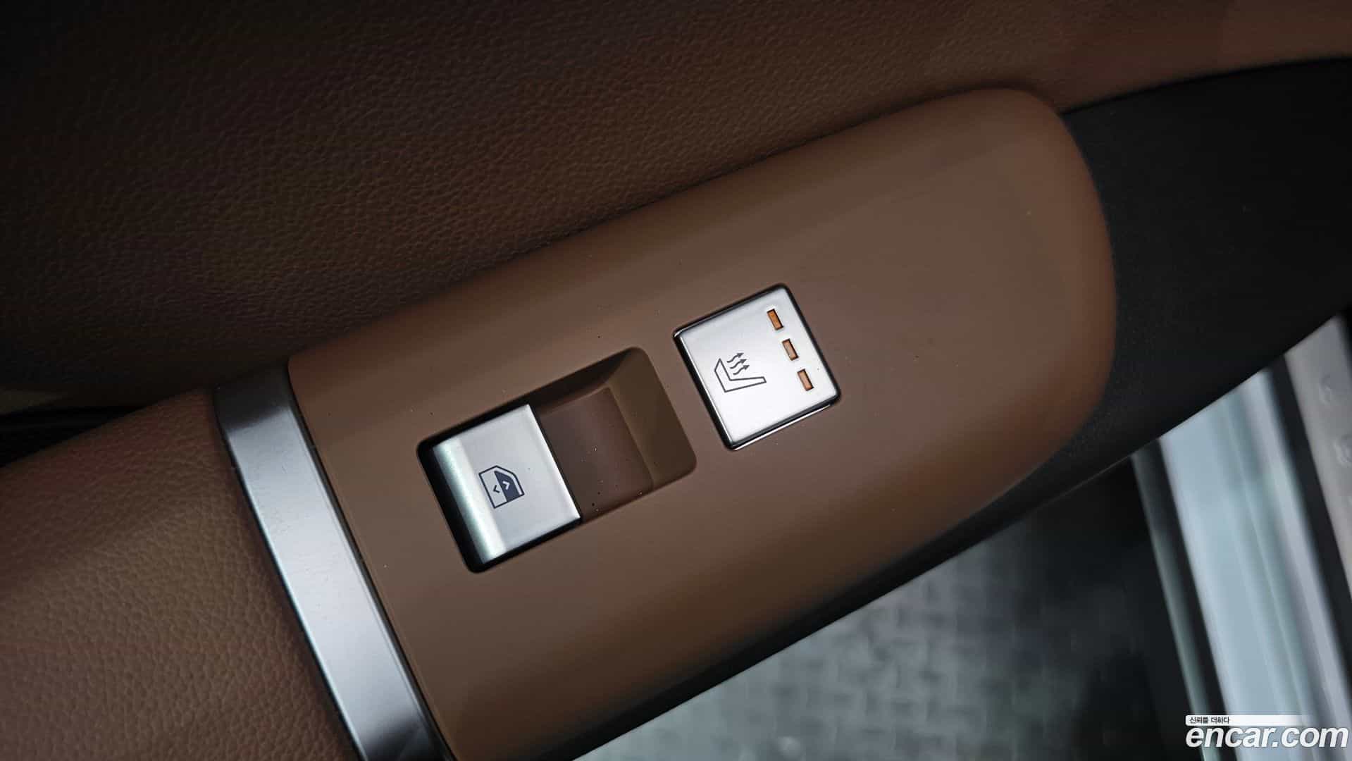 Grandeur Hyundai 2025.10-OPTION-043