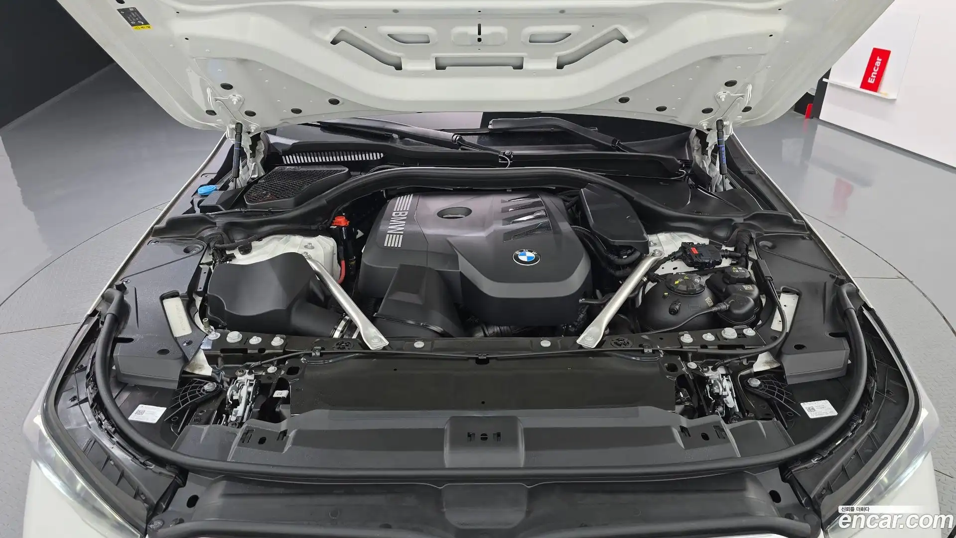 5-Series BMW 2025.7-OUTER-006