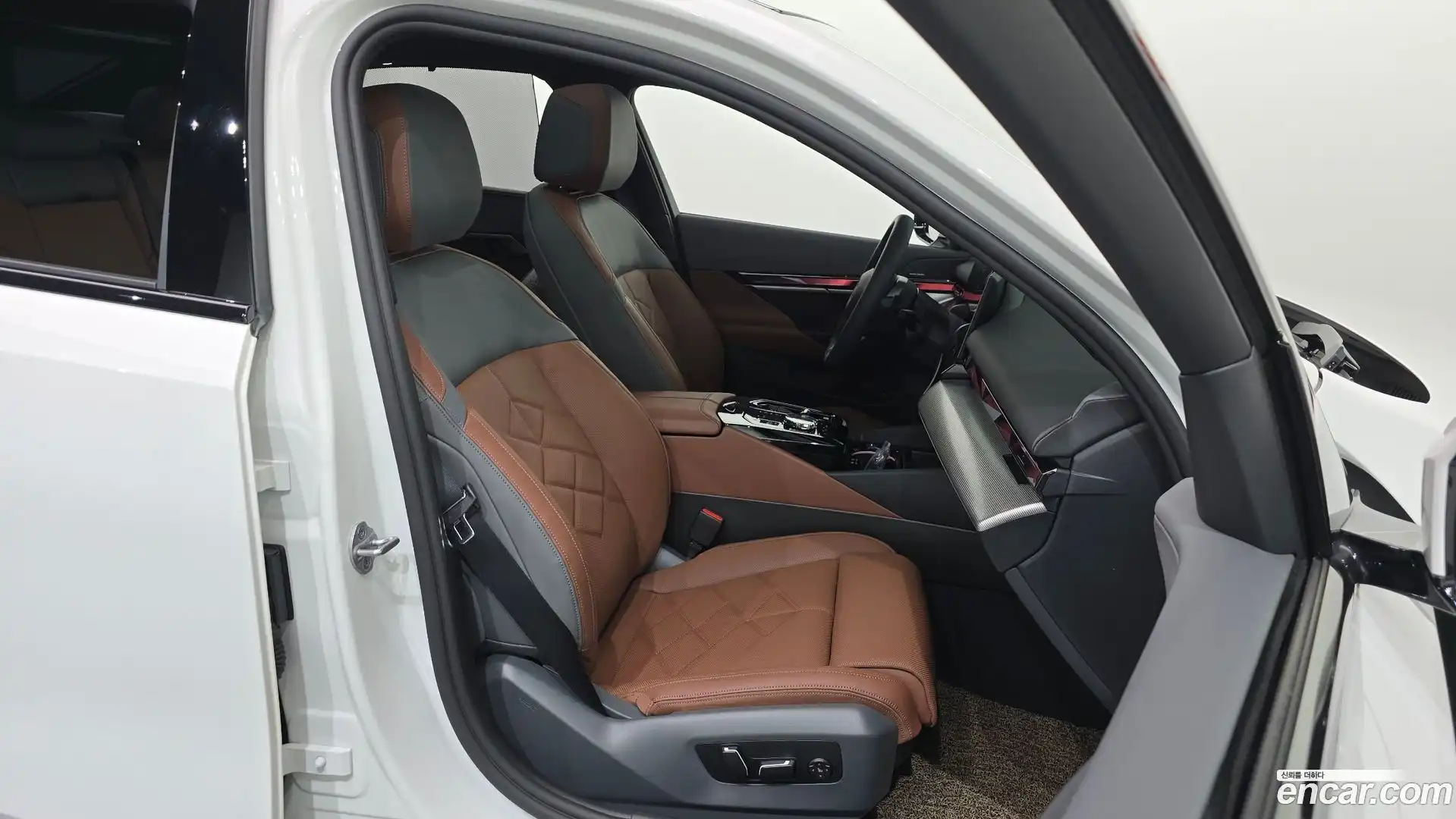 5-Series BMW 2025.7-INNER-036