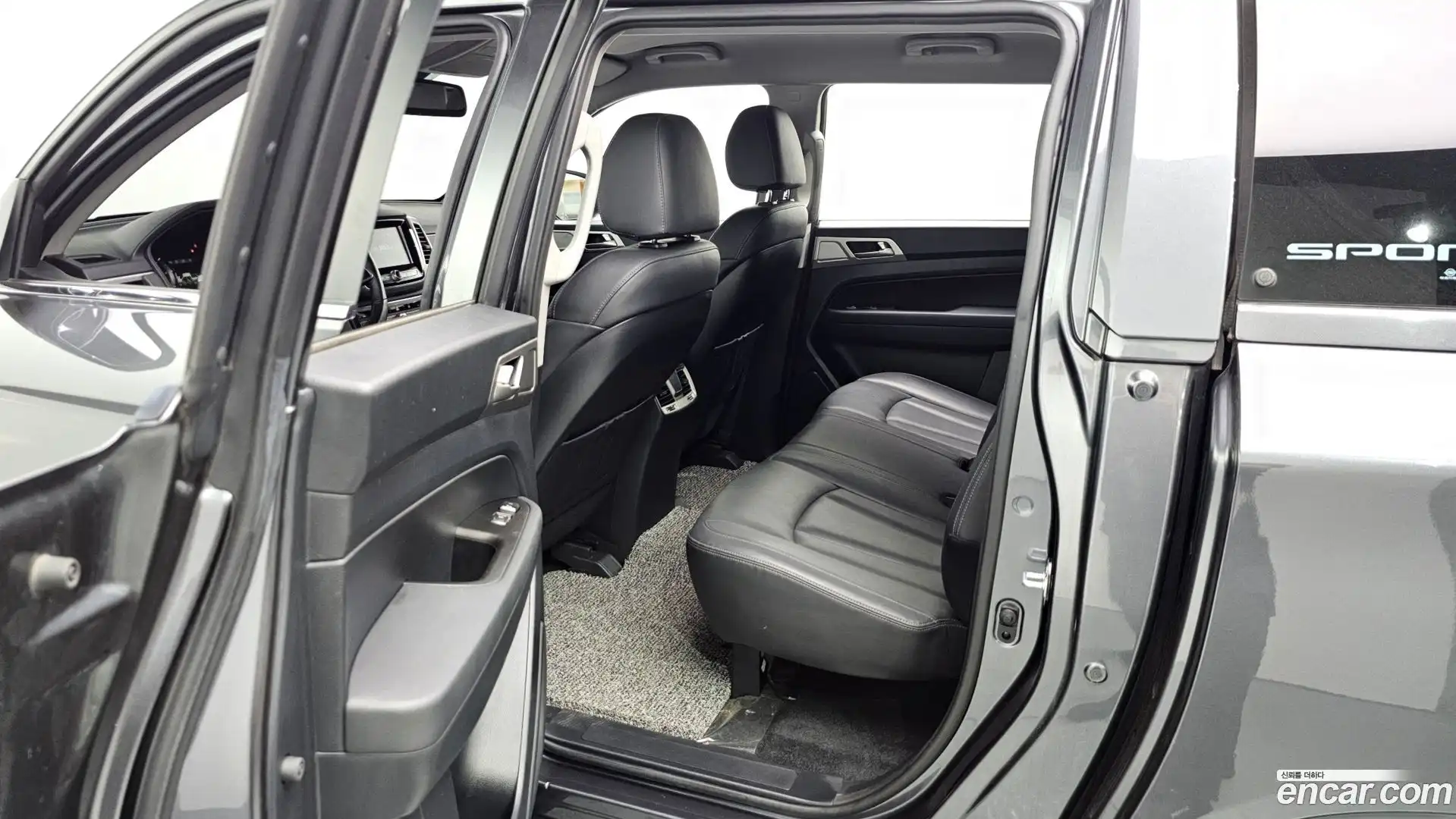 Rexton KG Mobility 2018.10-OPTION-015